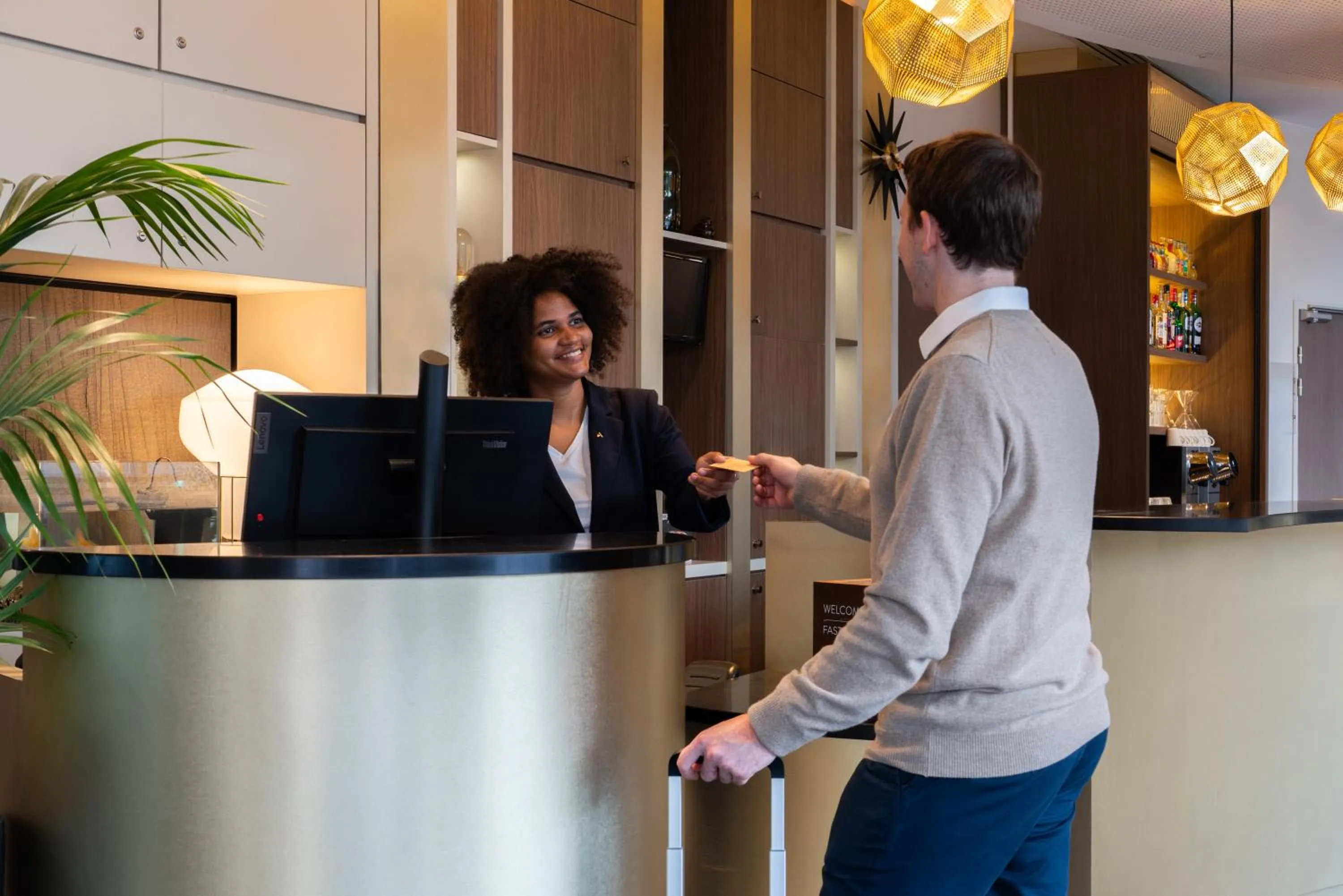 Lobby or reception in Novotel Suites Paris Expo Porte de Versailles