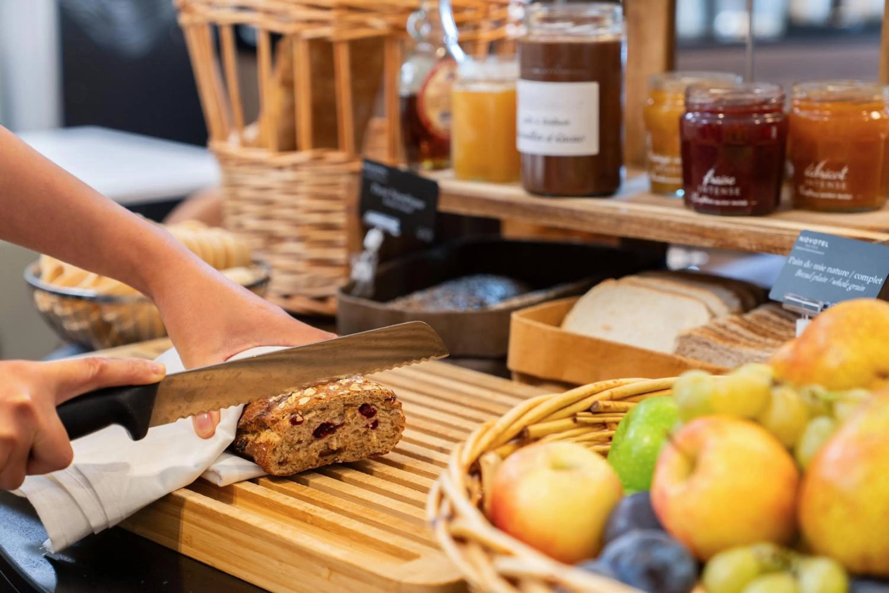 Food in Novotel Suites Paris Expo Porte de Versailles