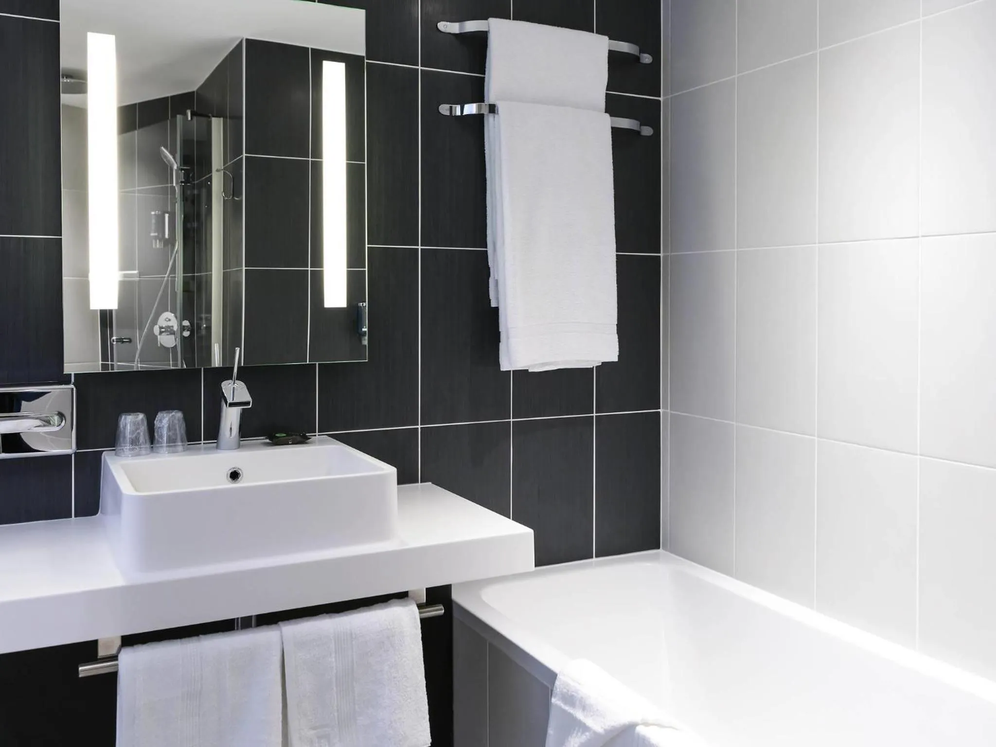 Bedroom in Novotel Suites Paris Expo Porte de Versailles