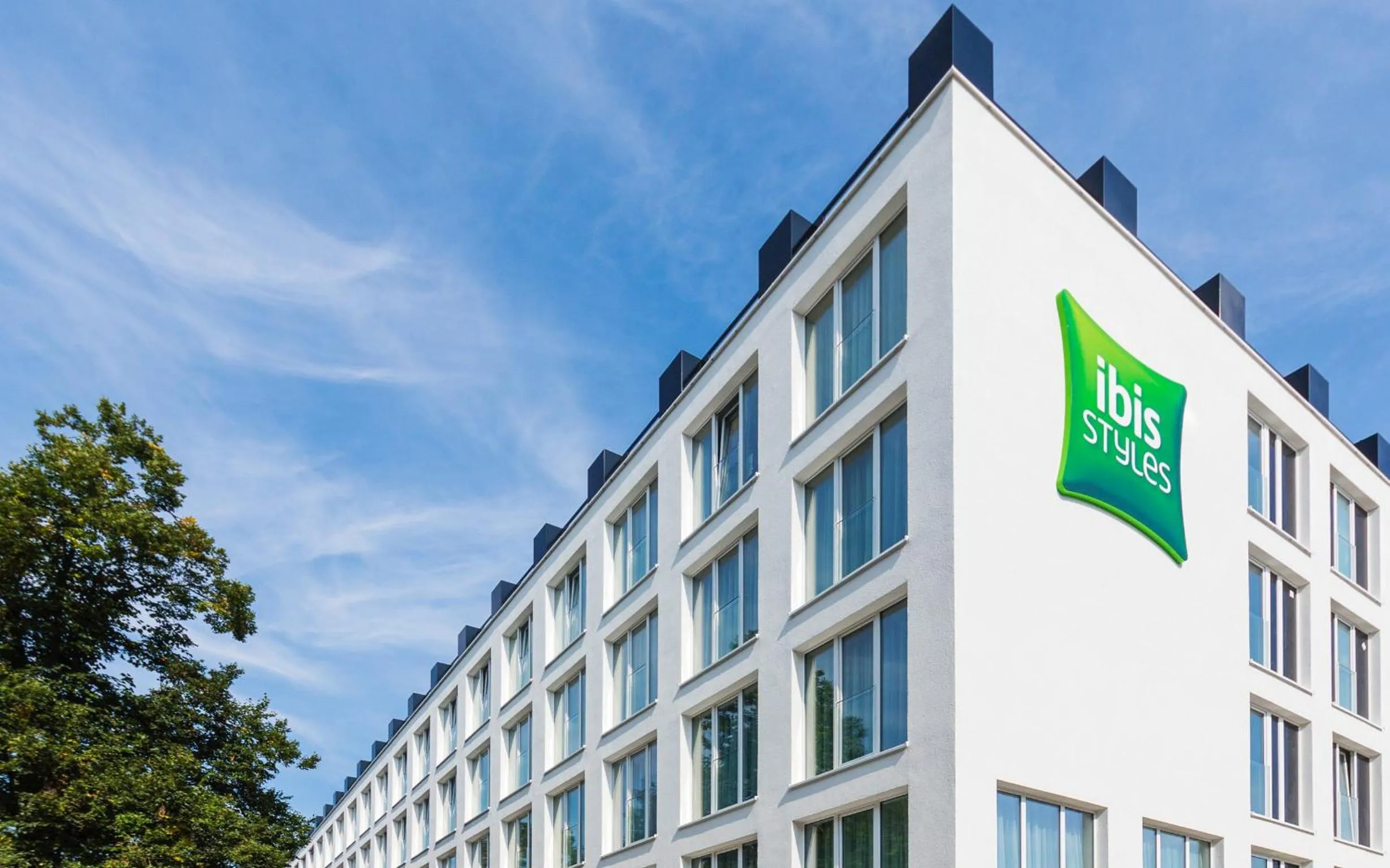 Facade/entrance in ibis Styles Rastatt Baden-Baden