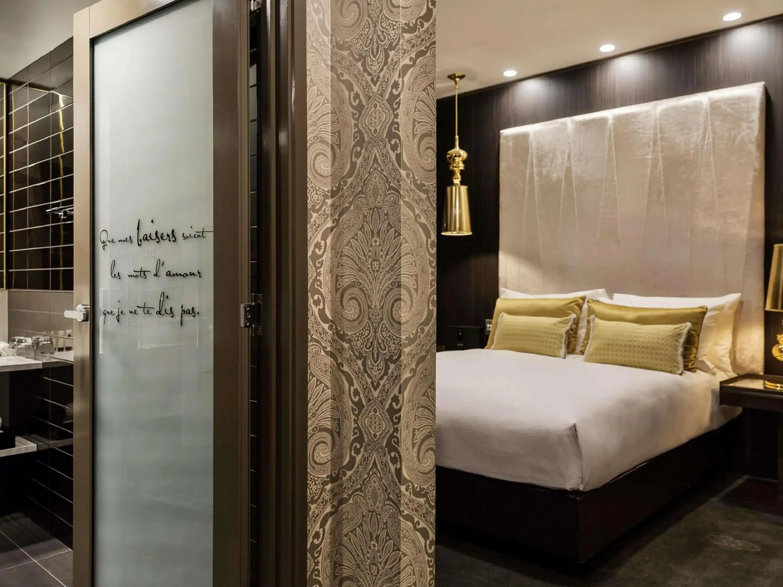 Superior Queen Room in Sofitel Wellington Superior Queen Room in Sofitel Wellington