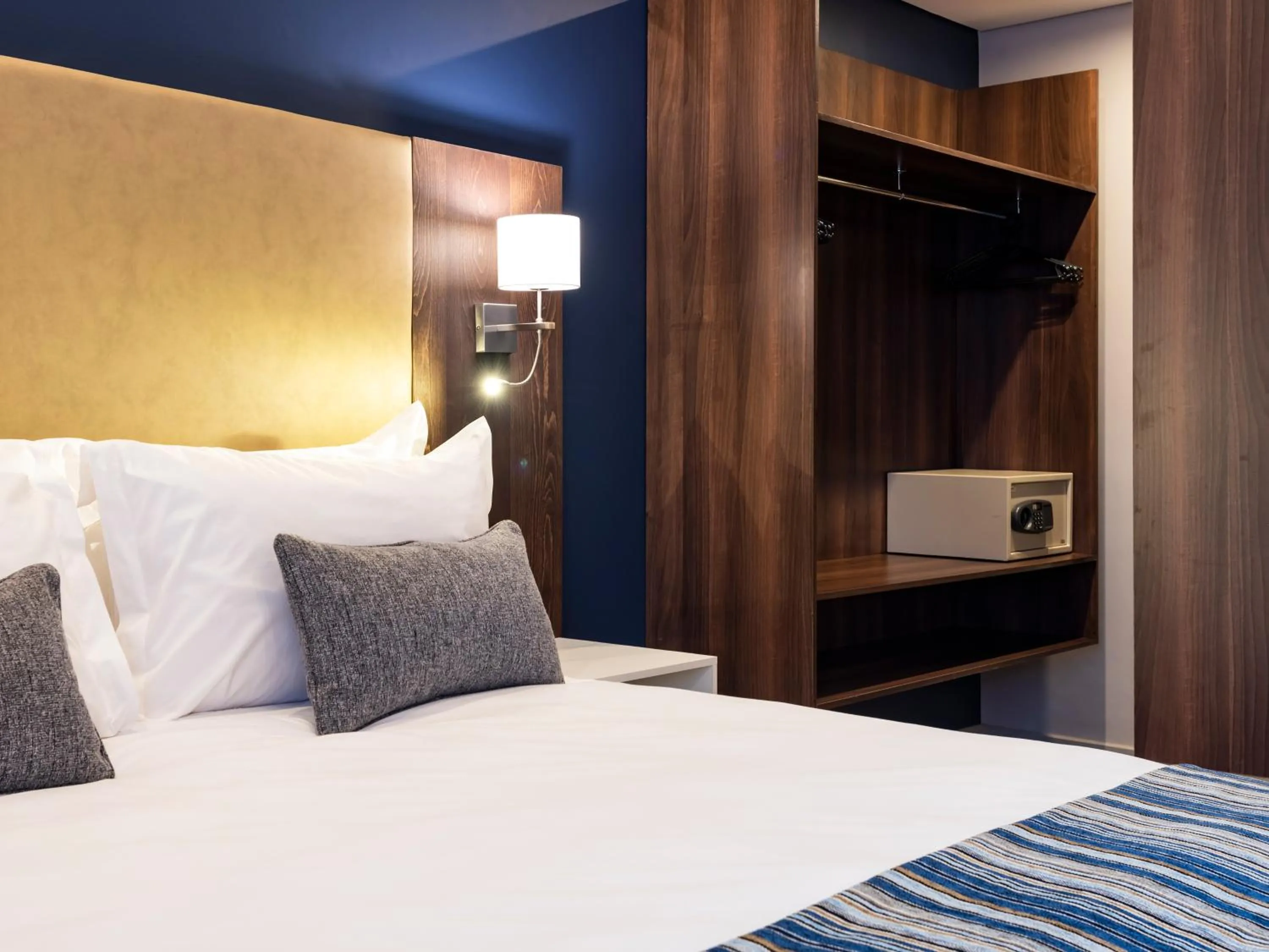 Bed in aha Kathu Hotel