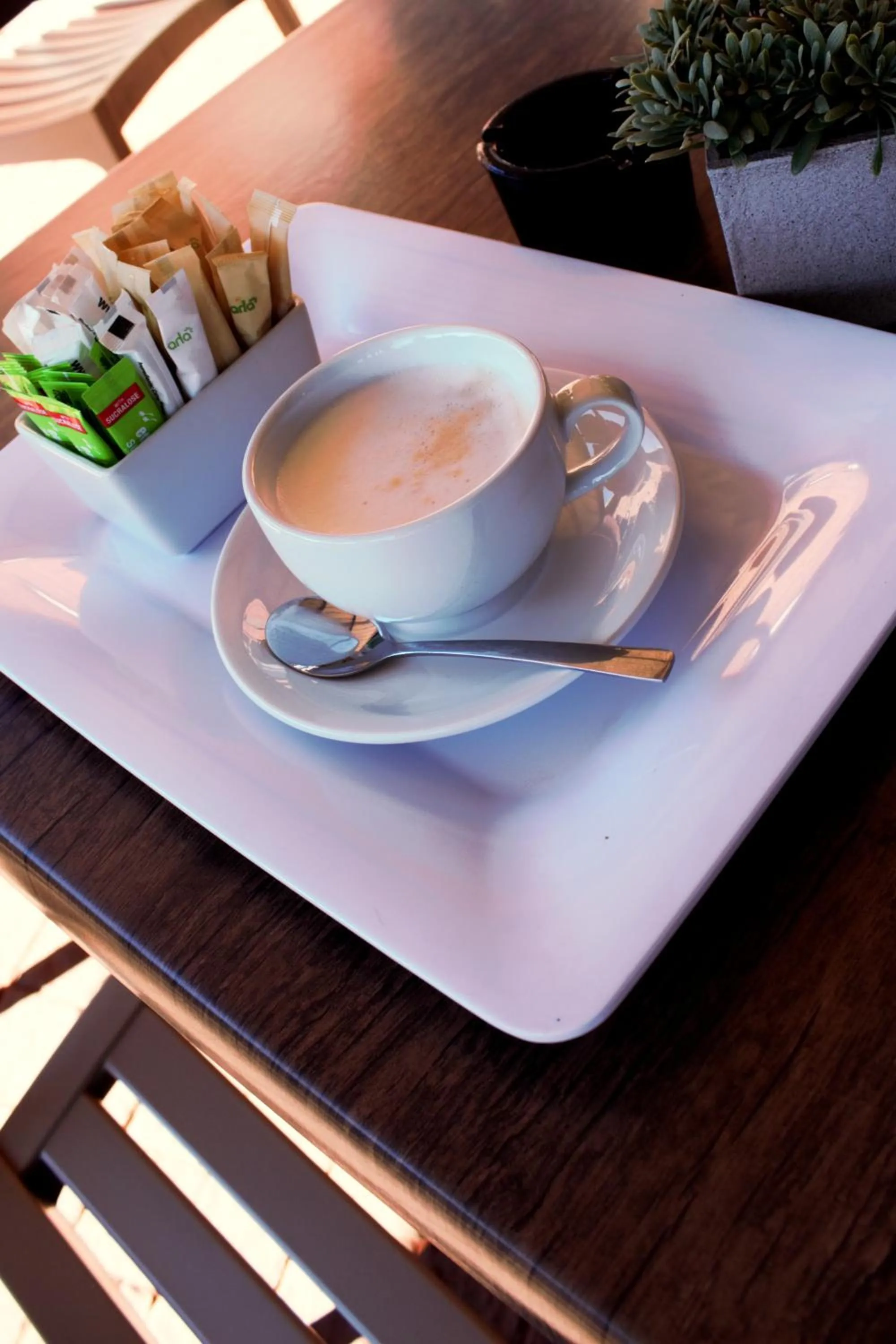 Restaurant/places to eat in aha Kathu Hotel