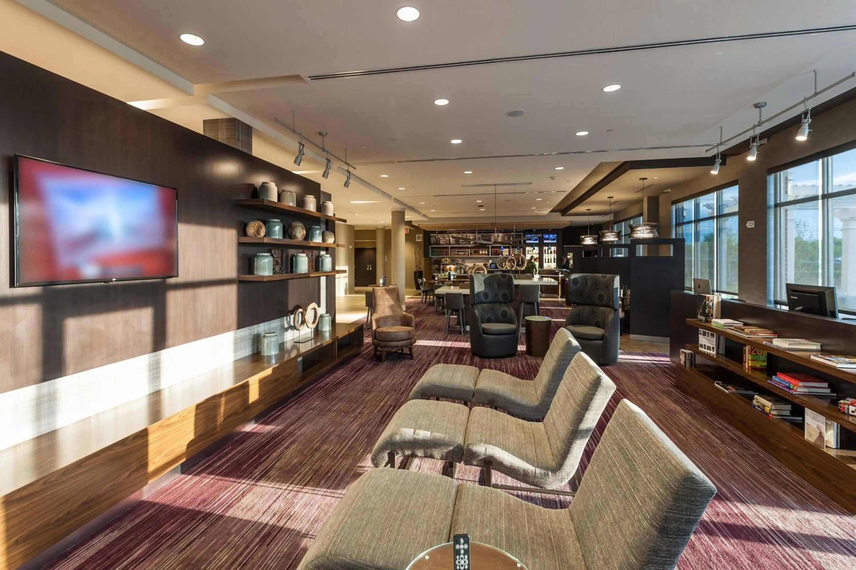 Lobby or reception in Courtyard by Marriott Boston Littleton