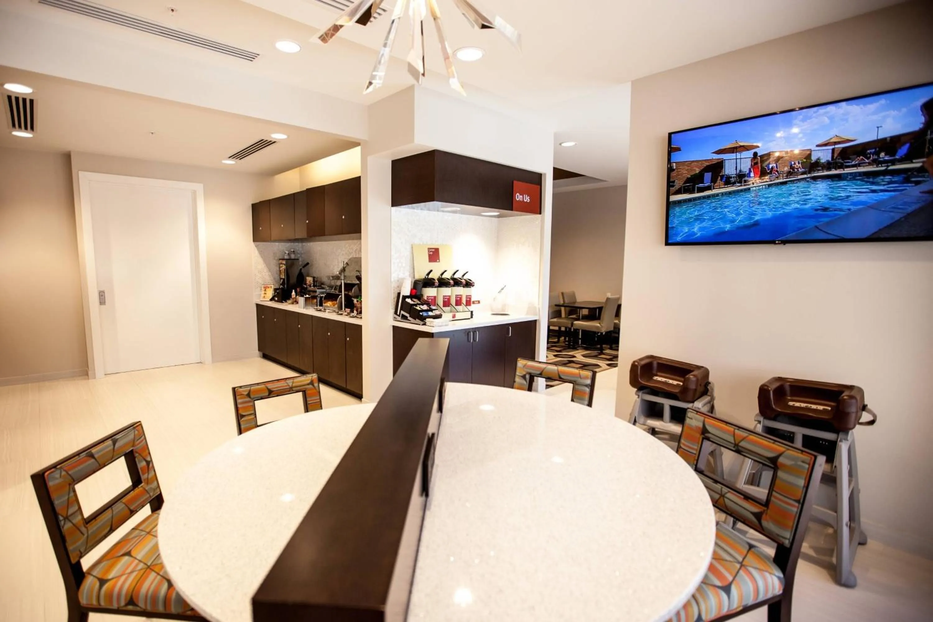Restaurant/places to eat in TownePlace Suites by Marriott Boynton Beach