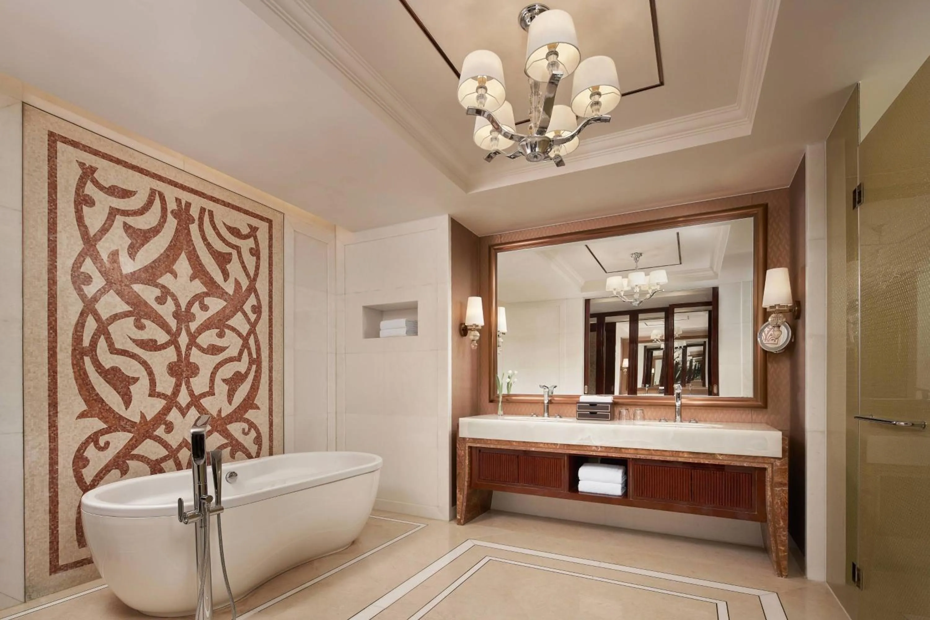 Bathroom in Yiwu Marriott Hotel
