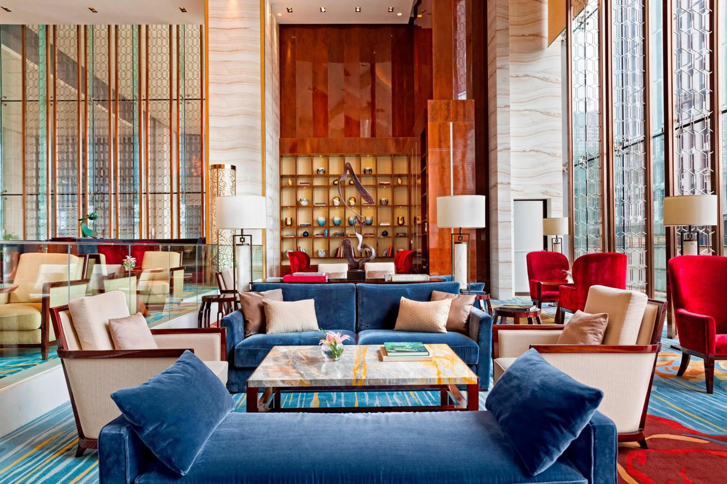 Lounge or bar in Yiwu Marriott Hotel