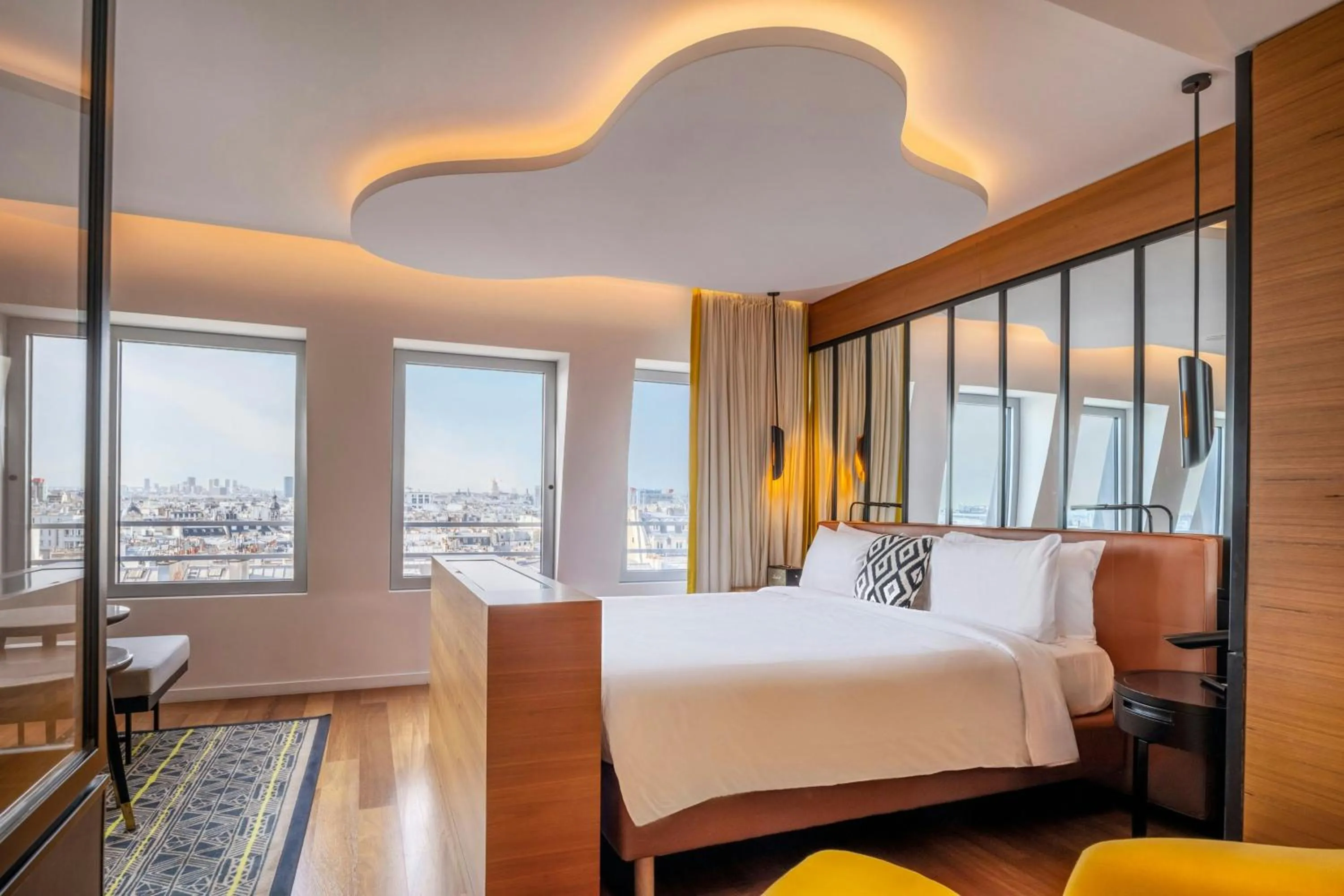 Photo of the whole room, Bed in Renaissance Paris Republique Hotel & Spa