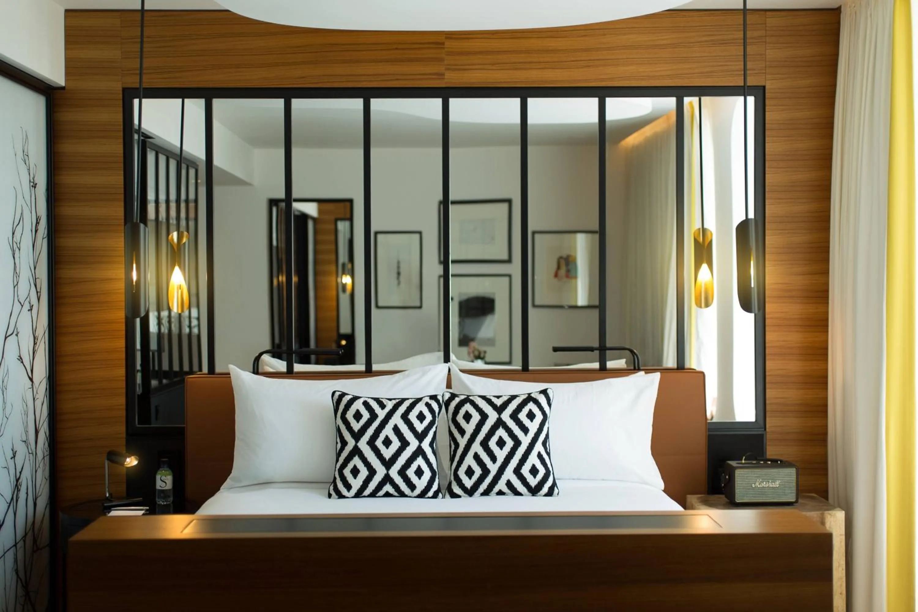 Photo of the whole room, Bed in Renaissance Paris Republique Hotel & Spa