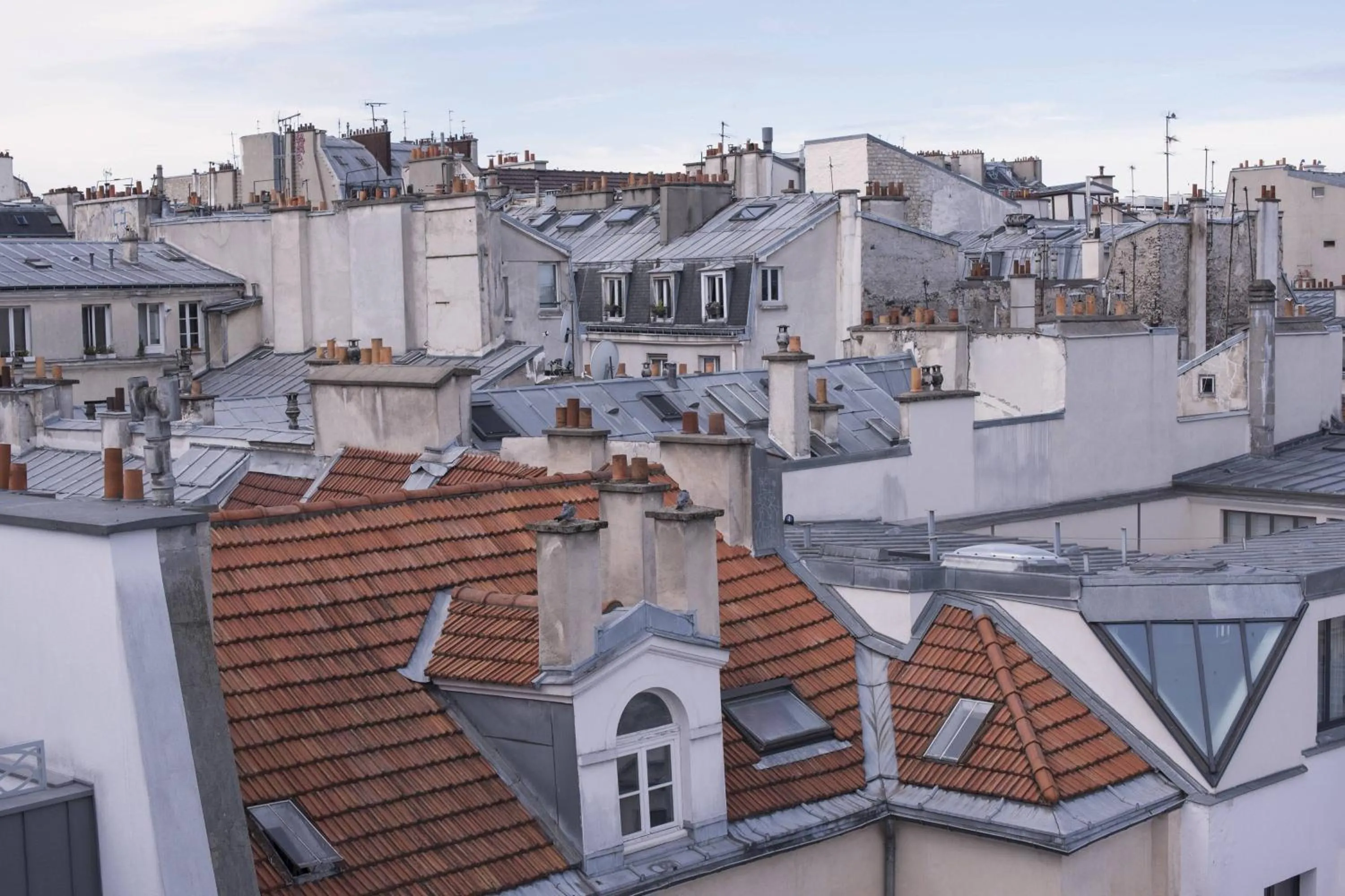 Photo of the whole room in Renaissance Paris Republique Hotel & Spa