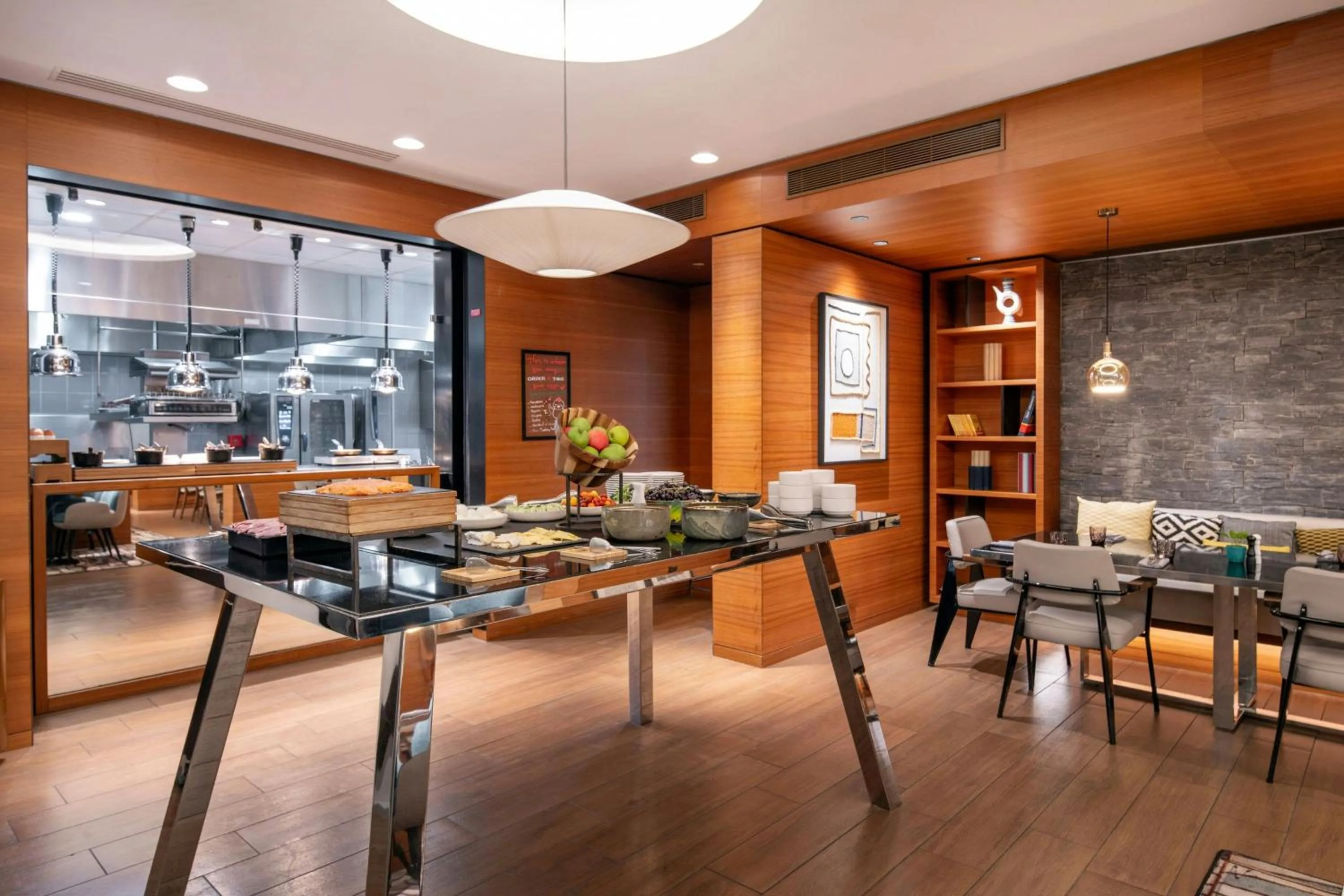 Breakfast in Renaissance Paris Republique Hotel & Spa