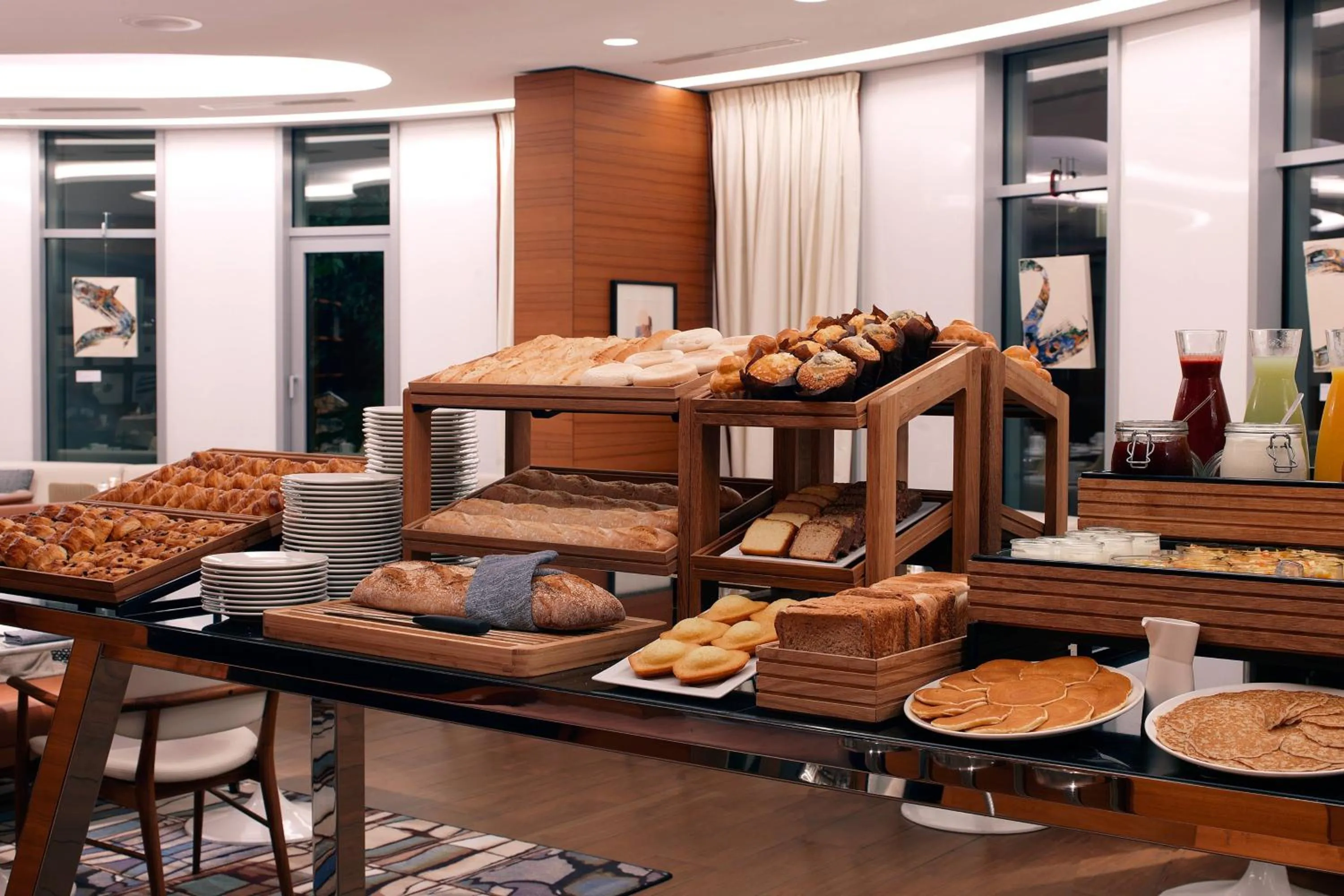 Breakfast in Renaissance Paris Republique Hotel & Spa