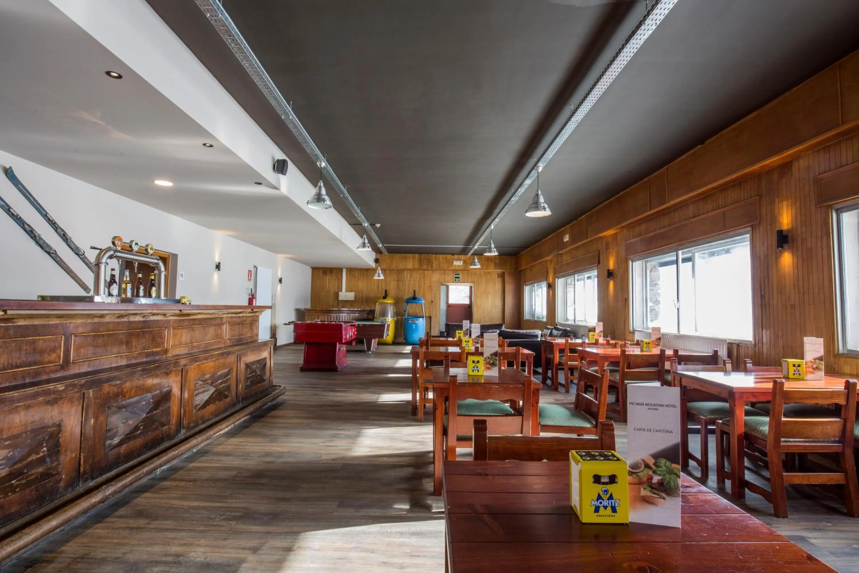 Restaurant/places to eat in Pic Maià Mountain Hotel