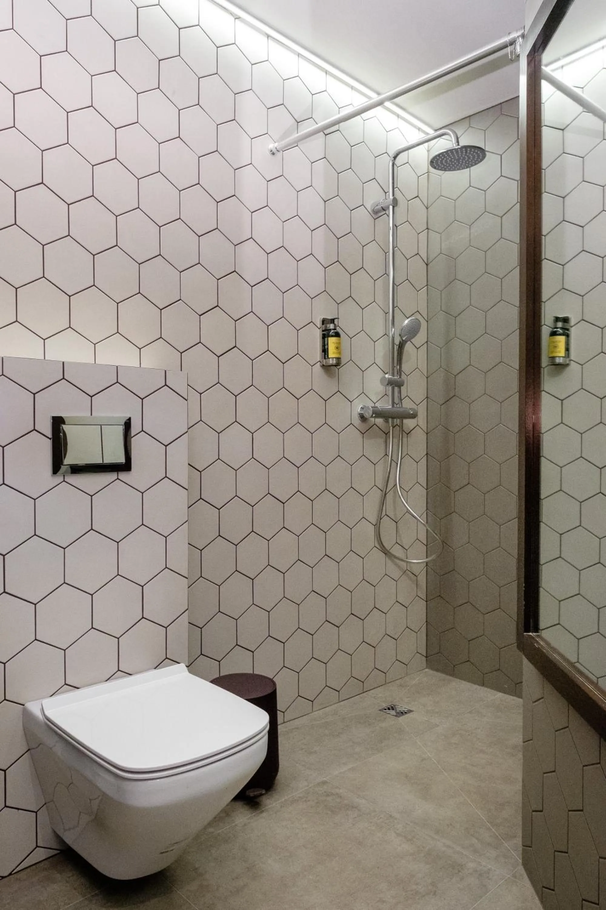 Bathroom in Freyja Guesthouse & Suites