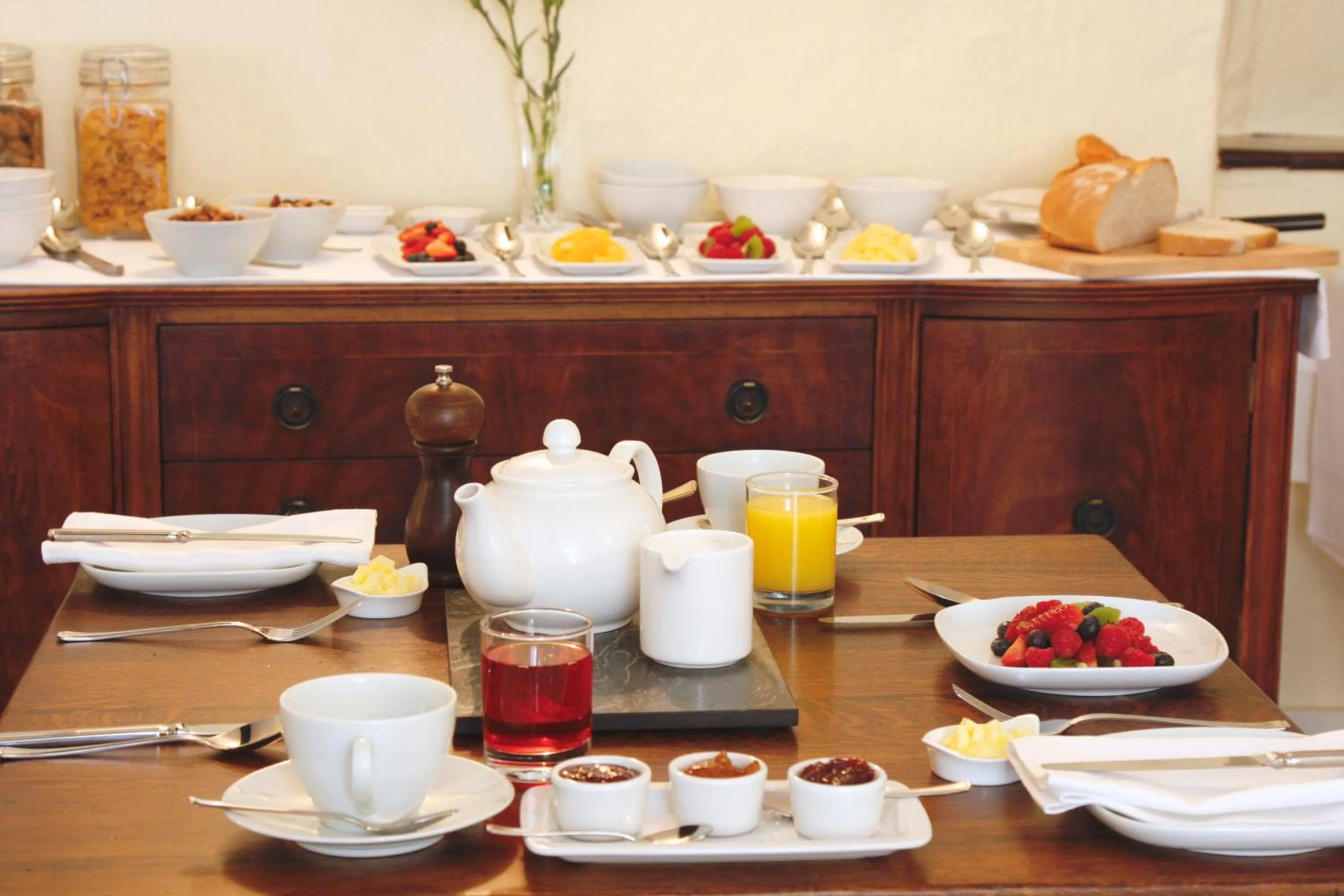 Continental breakfast in Willance House Guest House