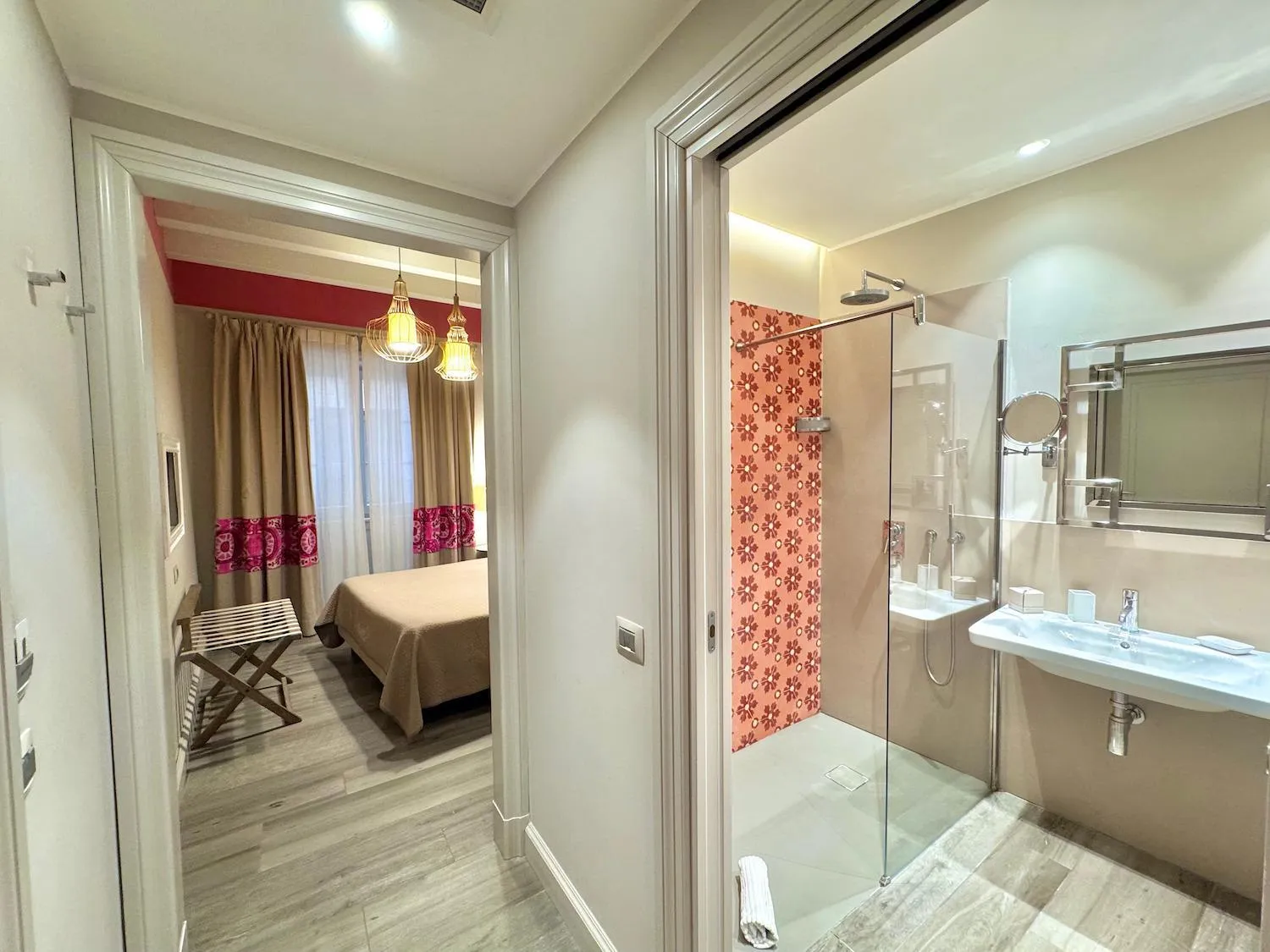 Photo of the whole room in Hotel San Michele