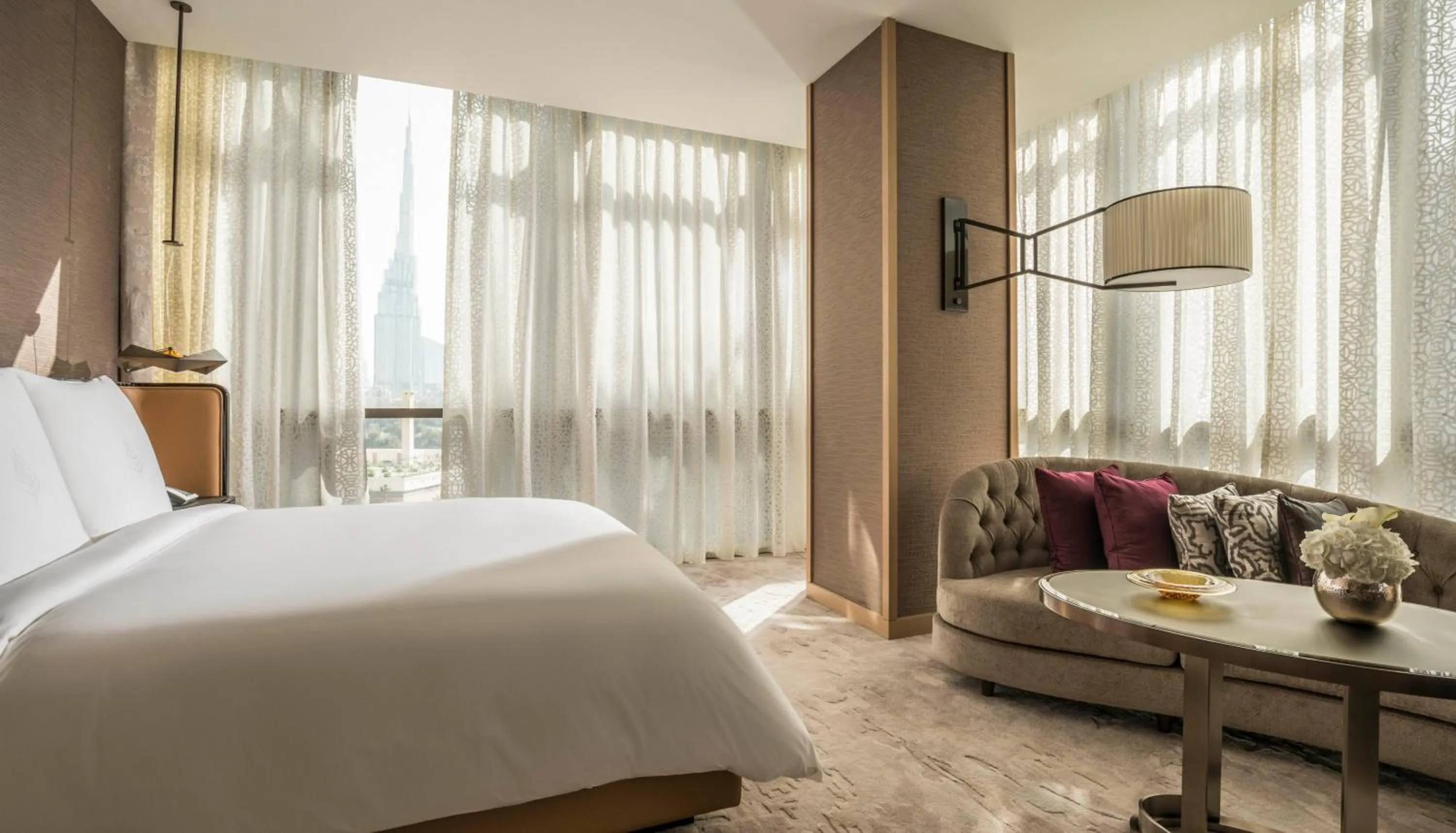 Bedroom, Bed in Four Seasons Hotel Dubai International Financial Centre