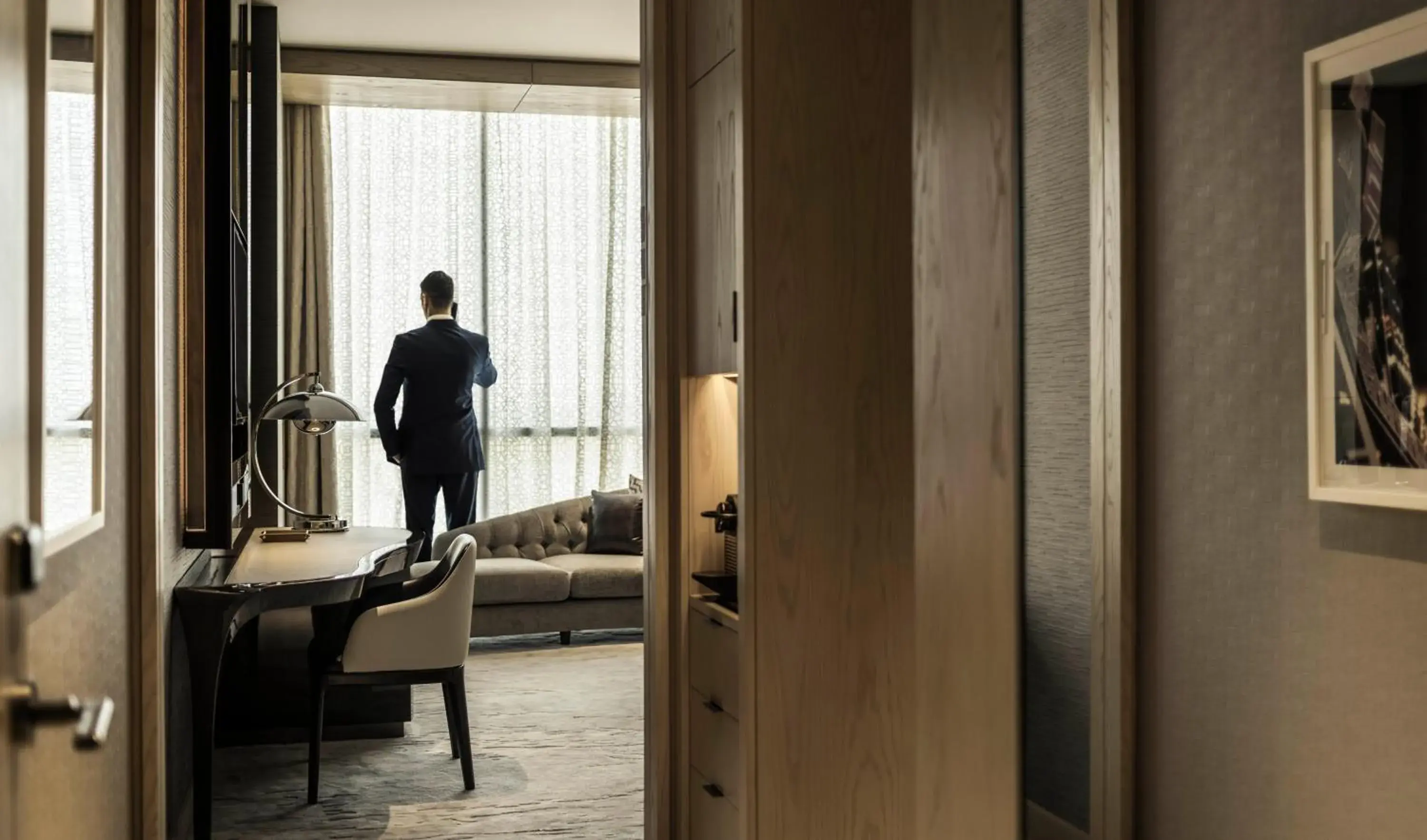 Deluxe Twin Room in Four Seasons Hotel Dubai International Financial Centre Deluxe Twin Room in Four Seasons Hotel Dubai International Financial Centre