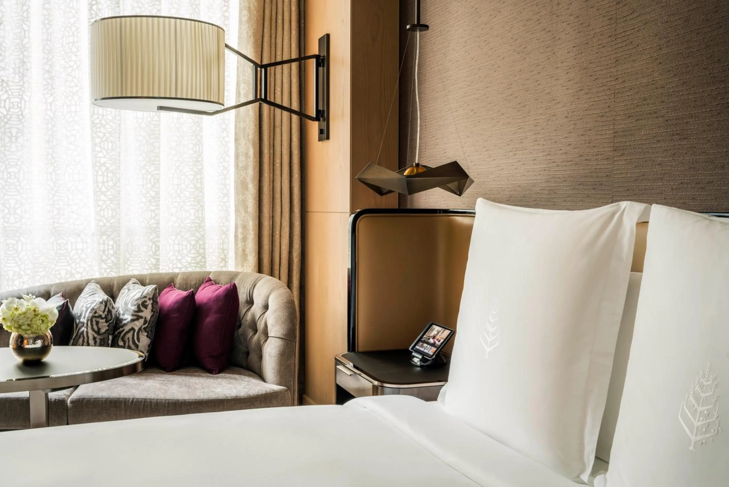 Bedroom, Bed in Four Seasons Hotel Dubai International Financial Centre