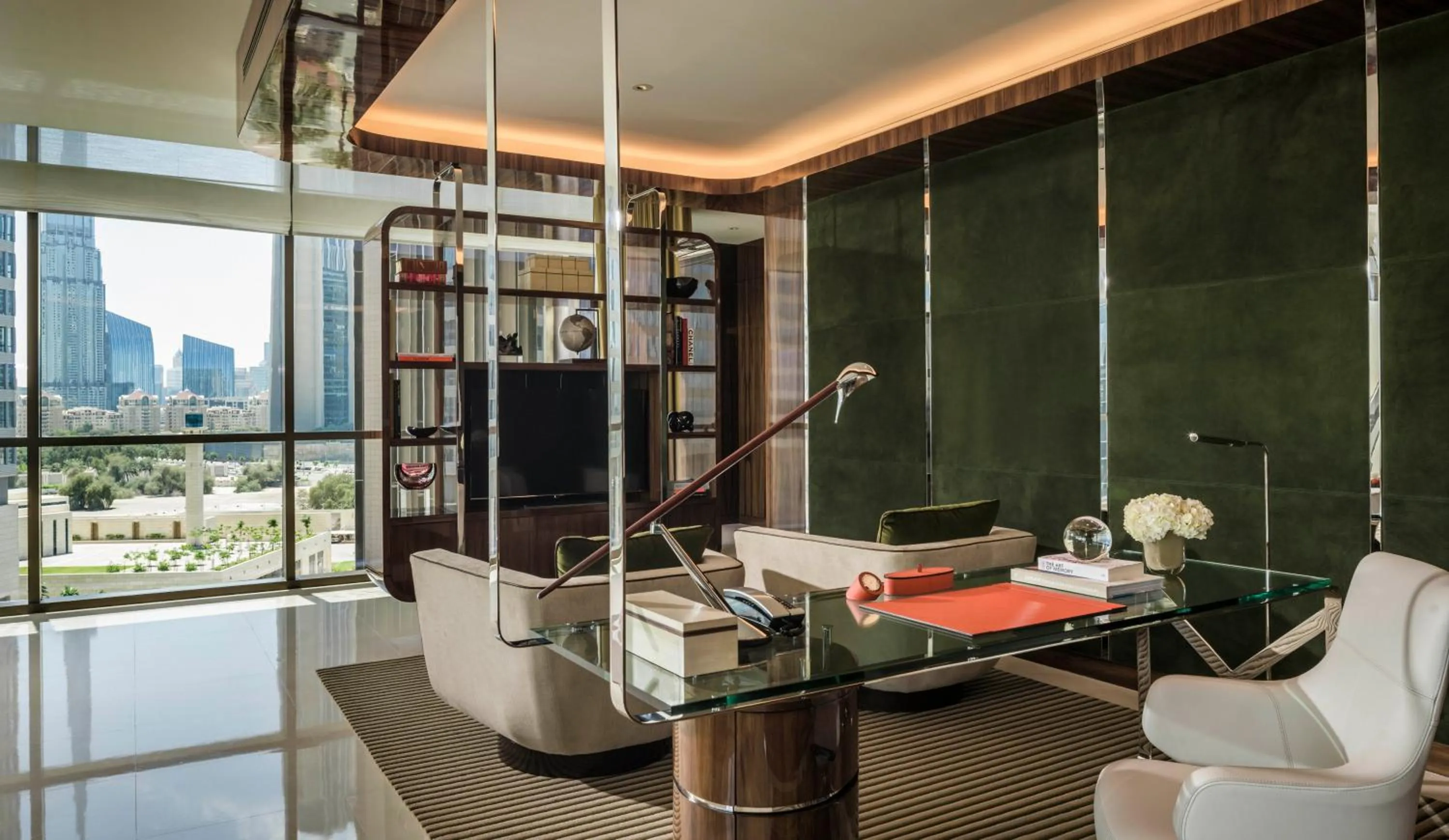 Area and facilities in Four Seasons Hotel Dubai International Financial Centre