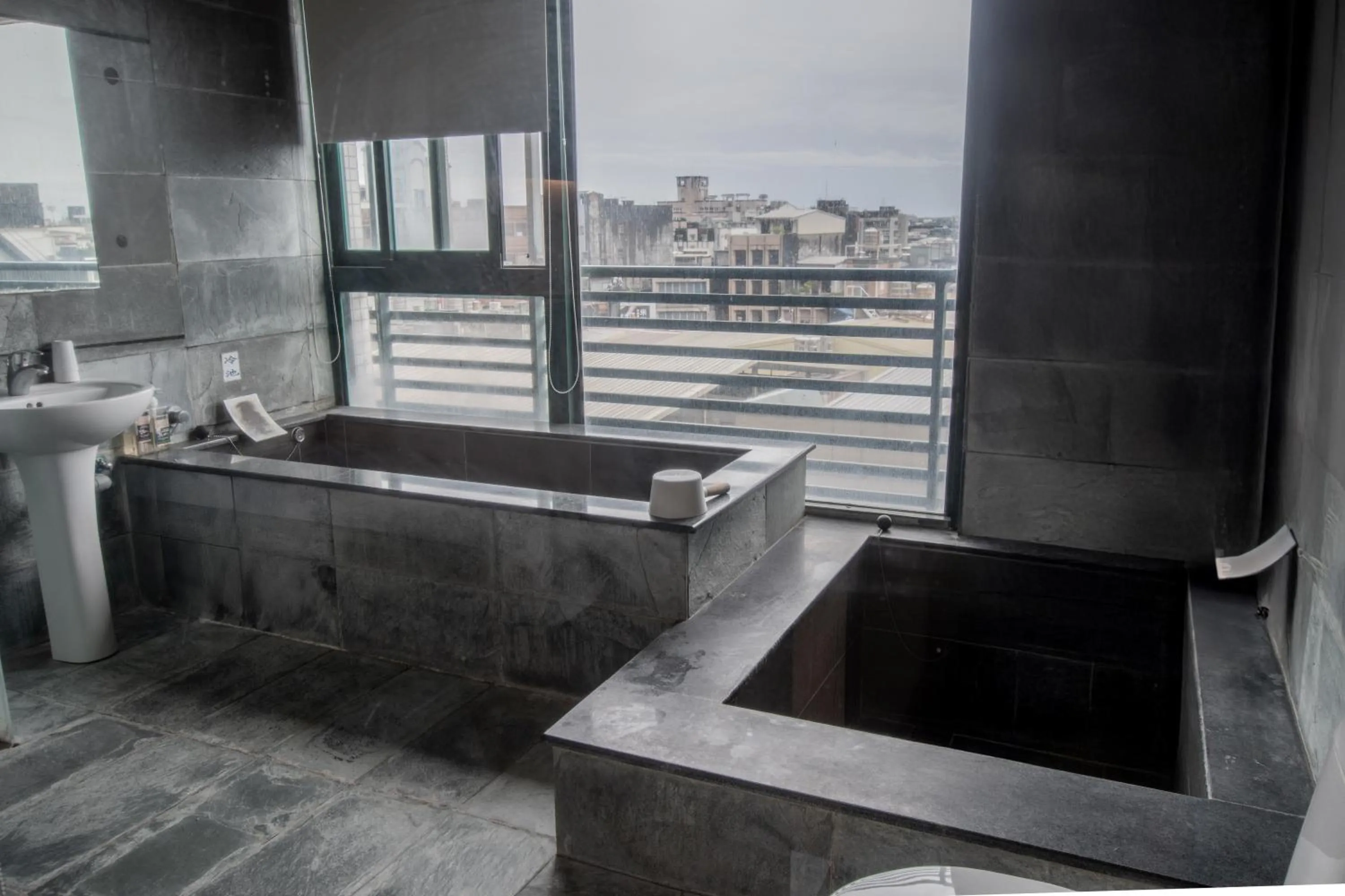 Duoai Mineral Spring