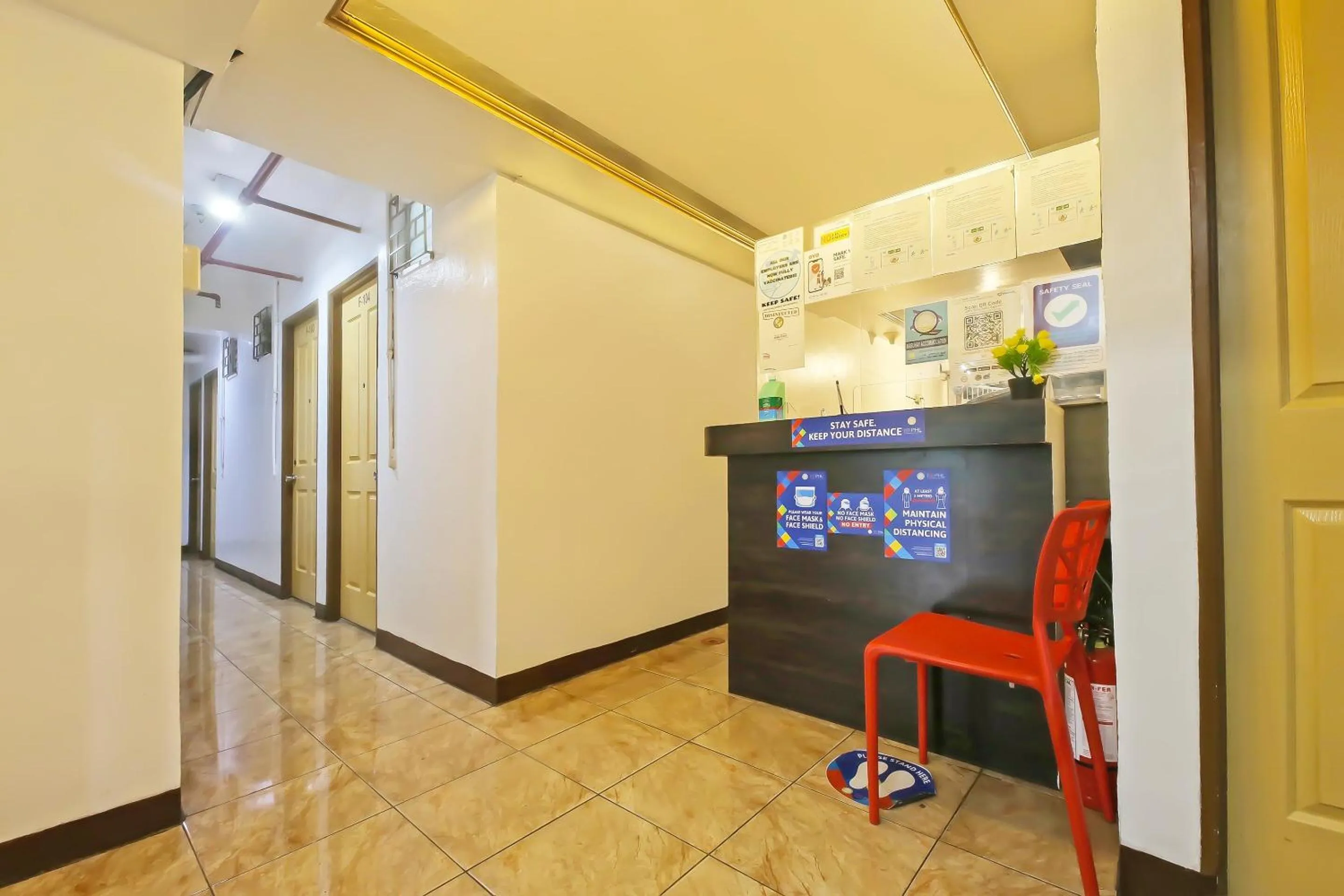 Lobby or reception in OYO 882 City Stay Inns Makati City Hall