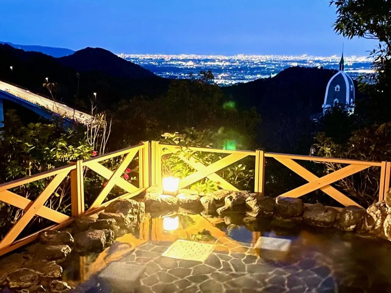 Hot Spring Bath in Hotel Yunomoto
