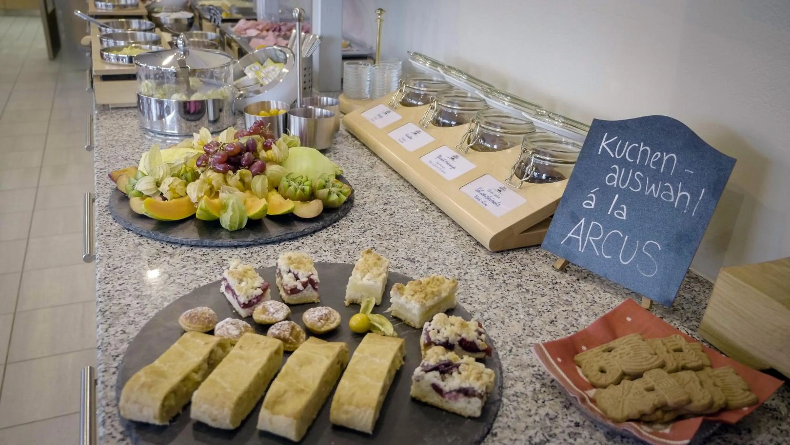 Food and drinks in Arcus Hotel München Messe