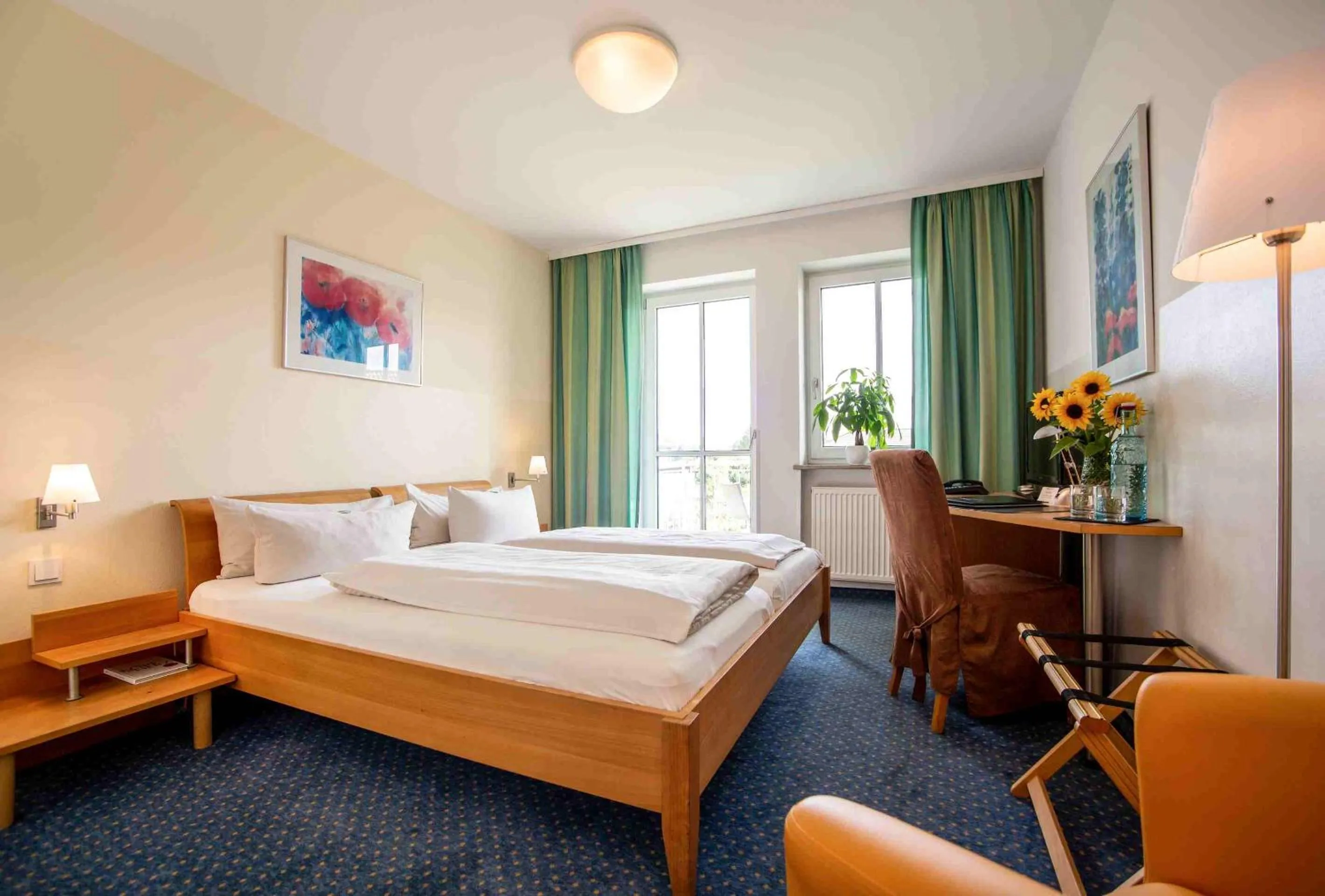 Photo of the whole room, Bed in Arcus Hotel München Messe