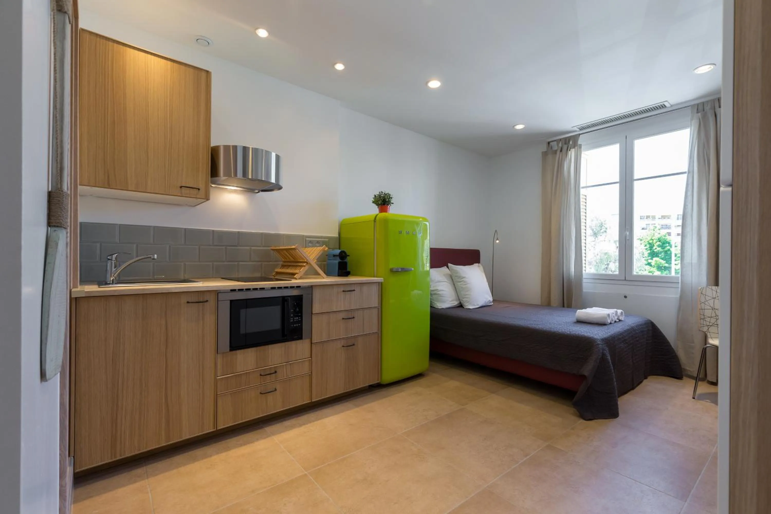 Photo of the whole room, Bed in Palais Saint Pierre