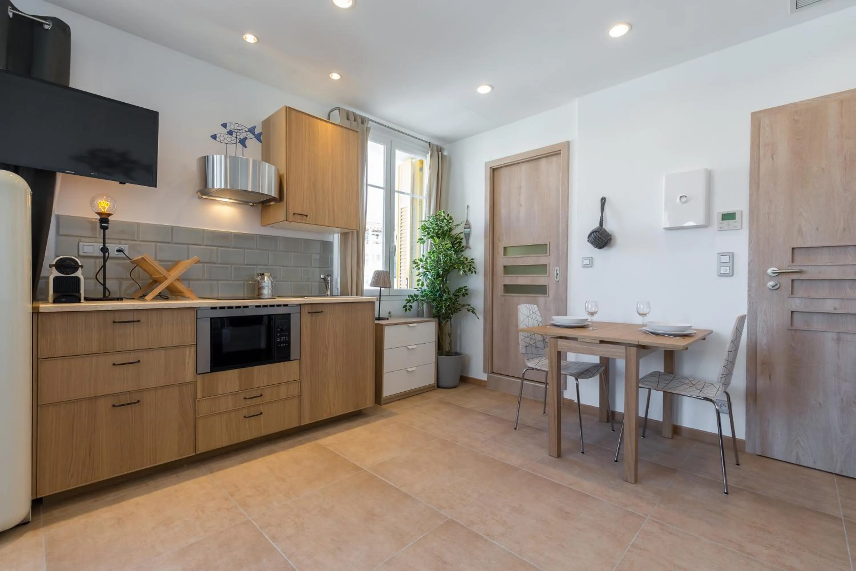 Dining area in Palais Saint Pierre