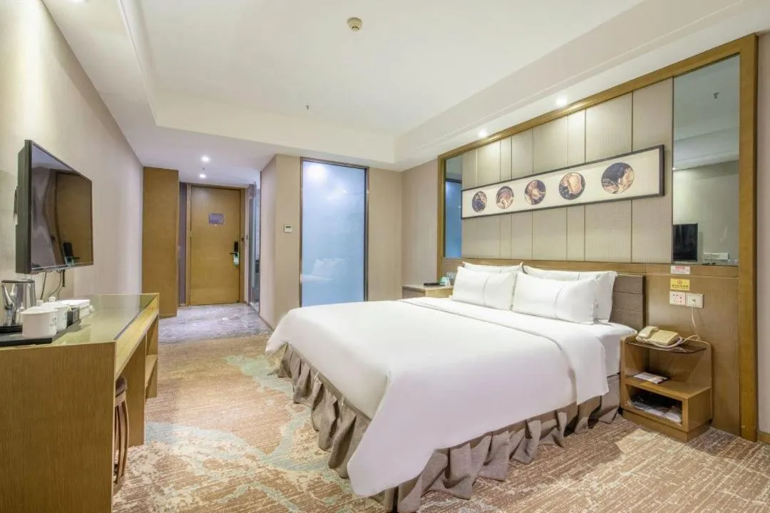 lnsail Hotel Shenzhen Luohu Port Railway Station