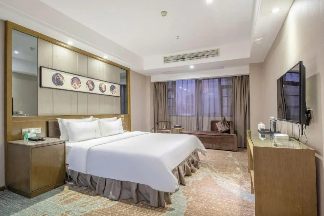 Bed in lnsail Hotel Shenzhen Luohu Port Railway Station