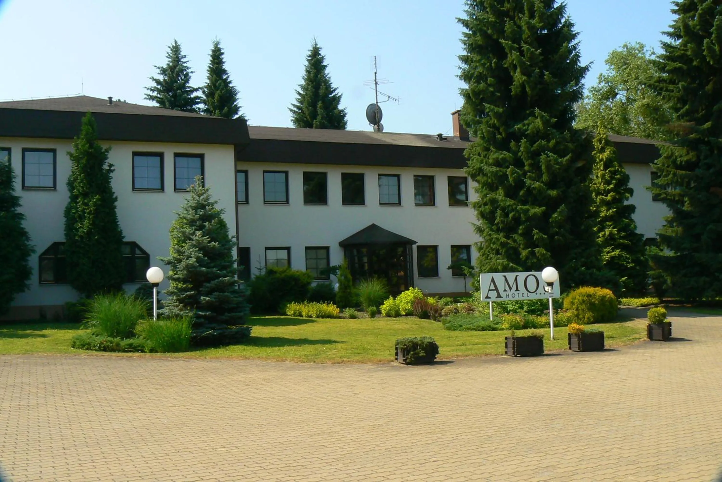 Facade/entrance, Property Building in Hotel Amos