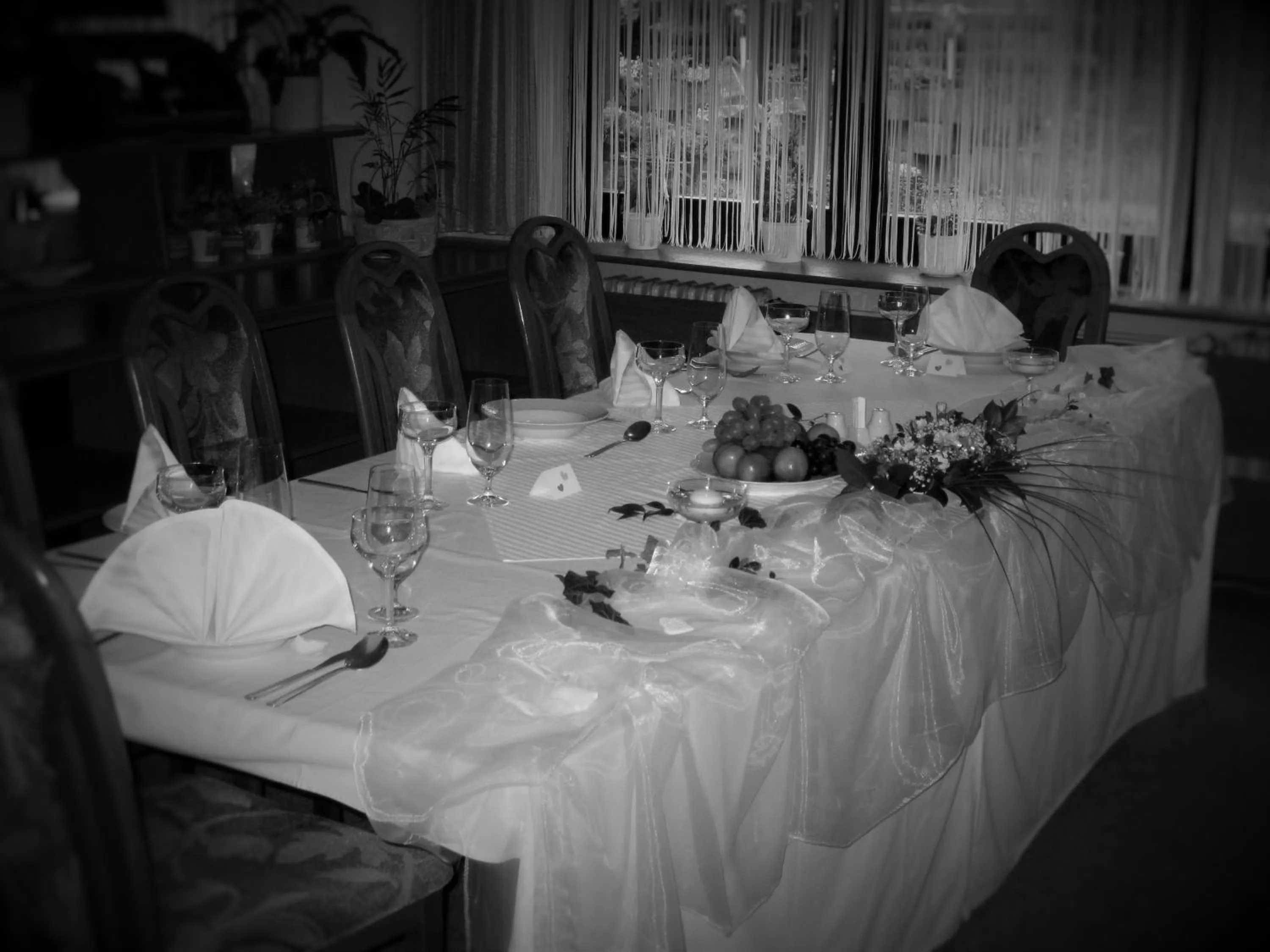 Restaurant/Places to Eat in Hotel Amos