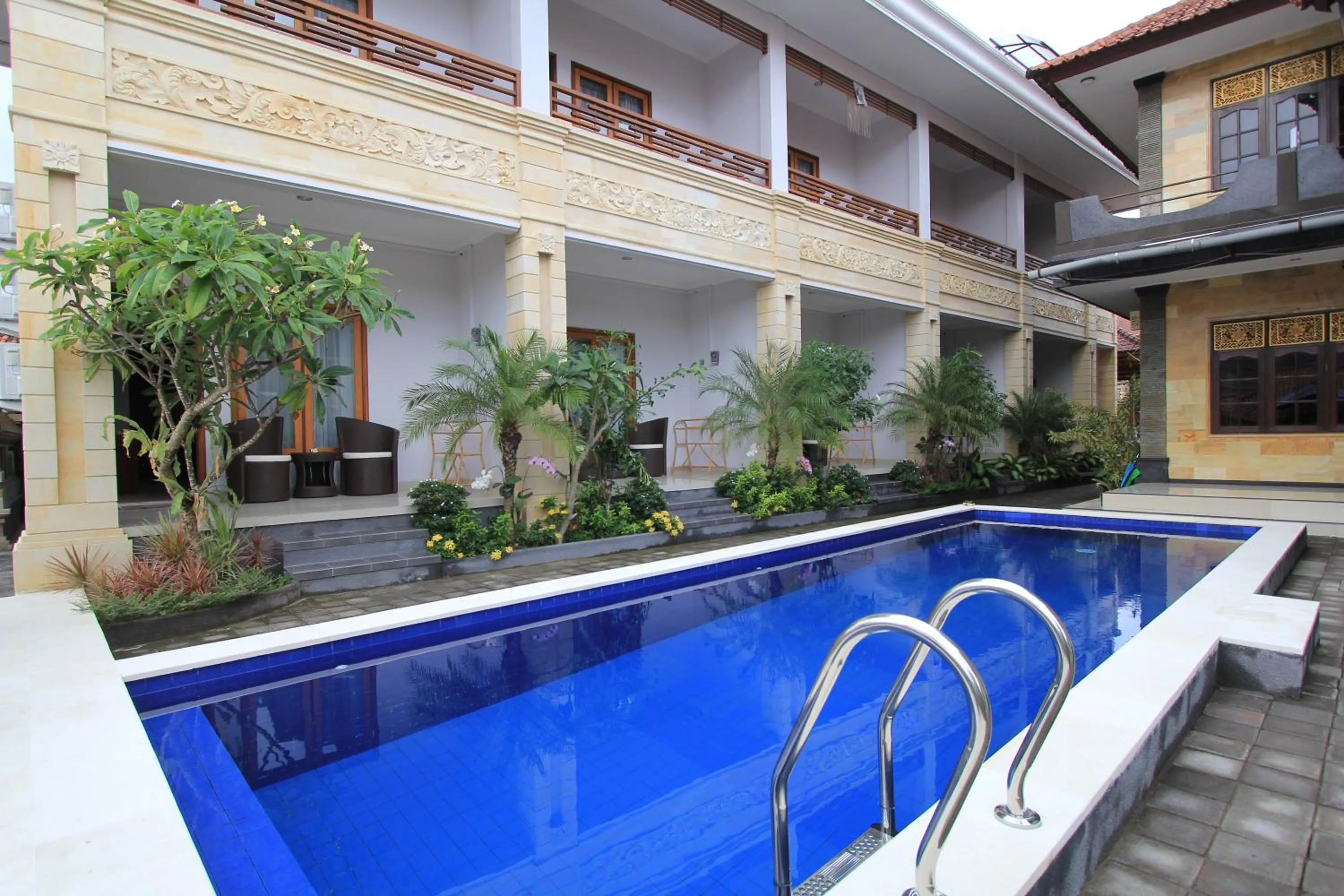 Swimming pool in The Kutaya