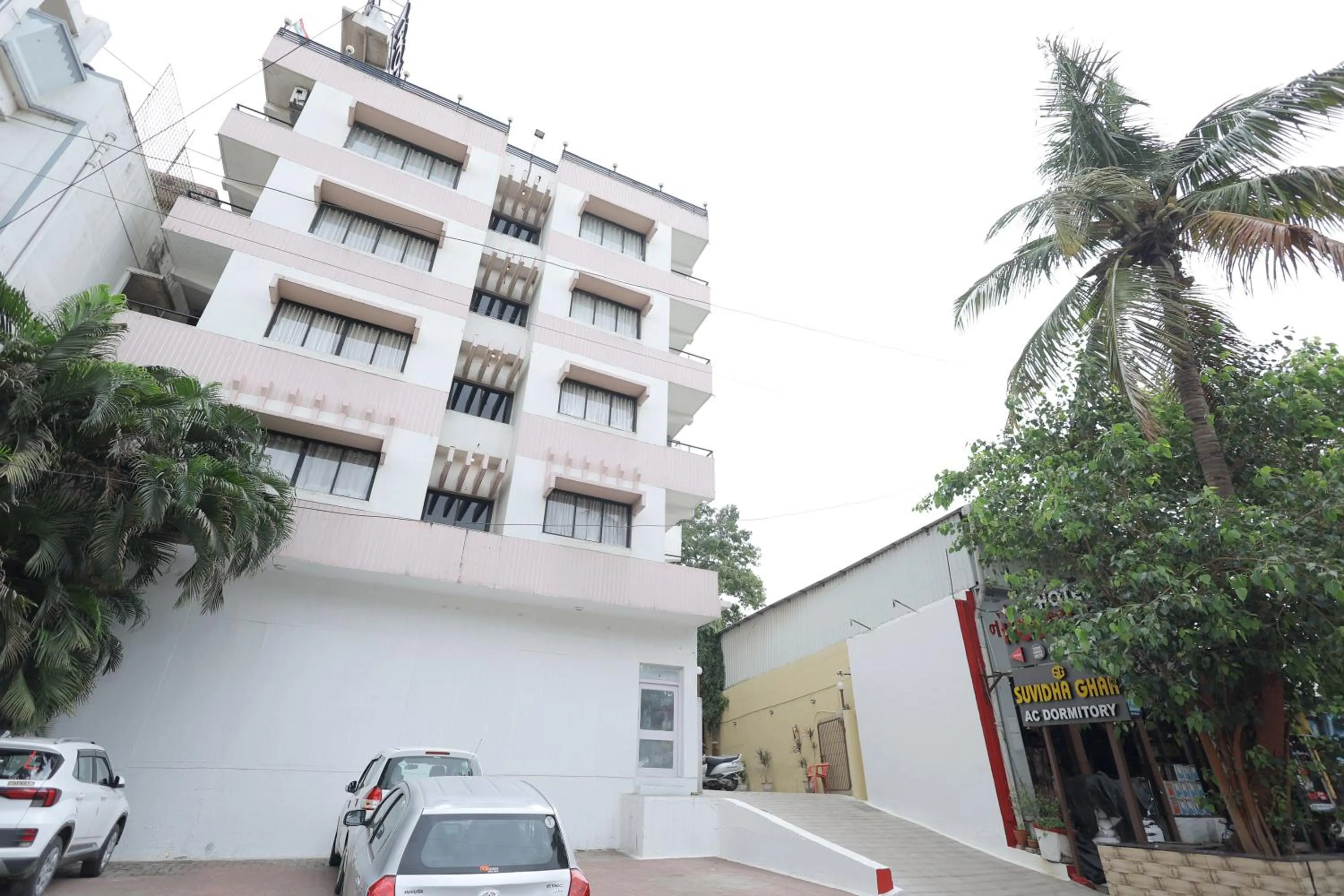 Property building in Hotel Hospice