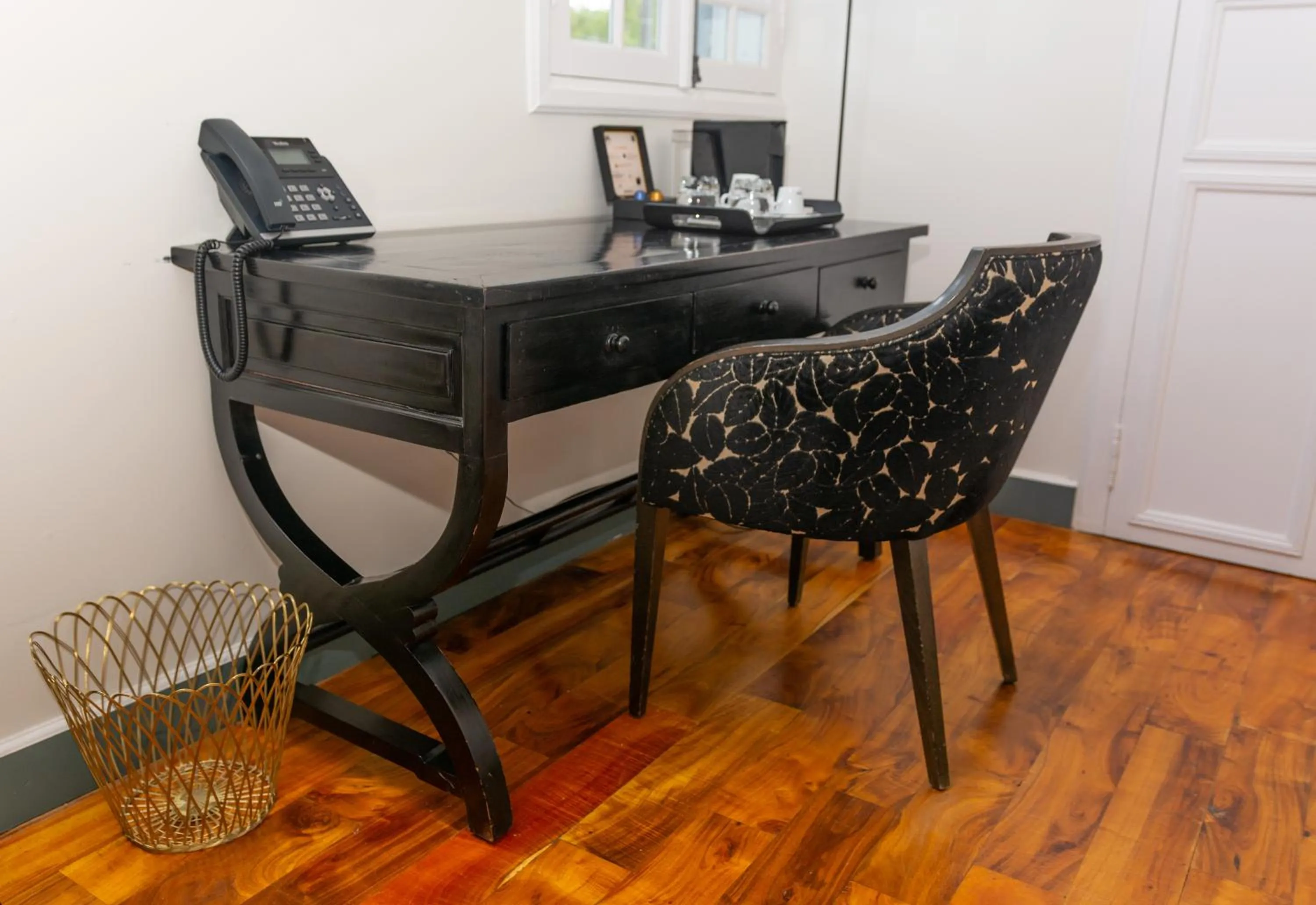 Seating area in Villa Angélique - Hôtel classé Monument Historique
