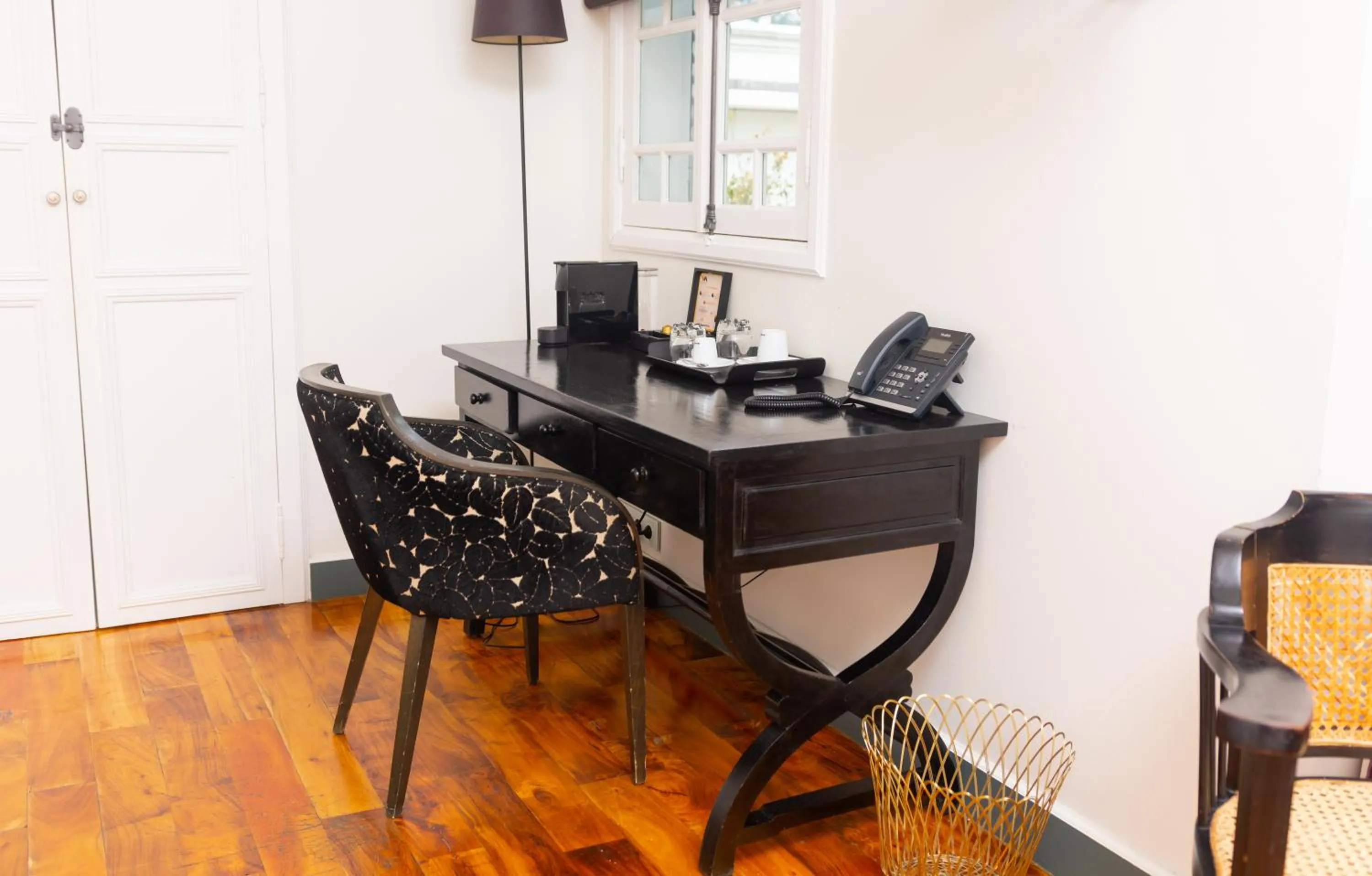 Seating area in Villa Angélique - Hôtel classé Monument Historique
