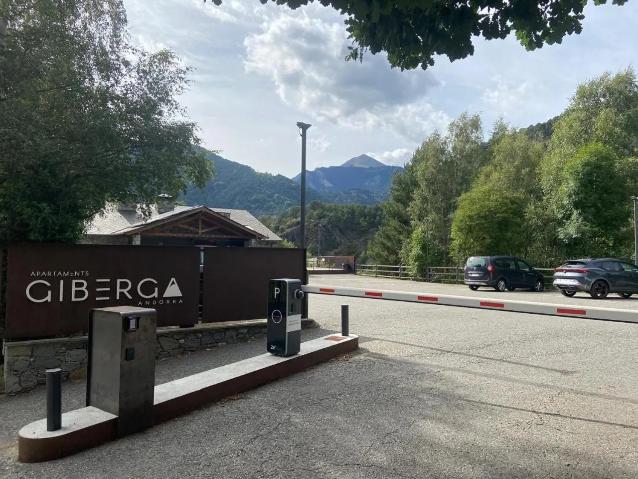 Parking in Apartaments Giberga