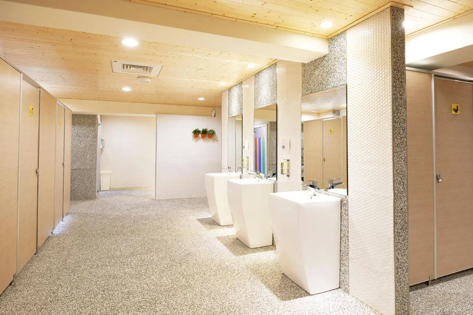 Bathroom in Ease Single Inn