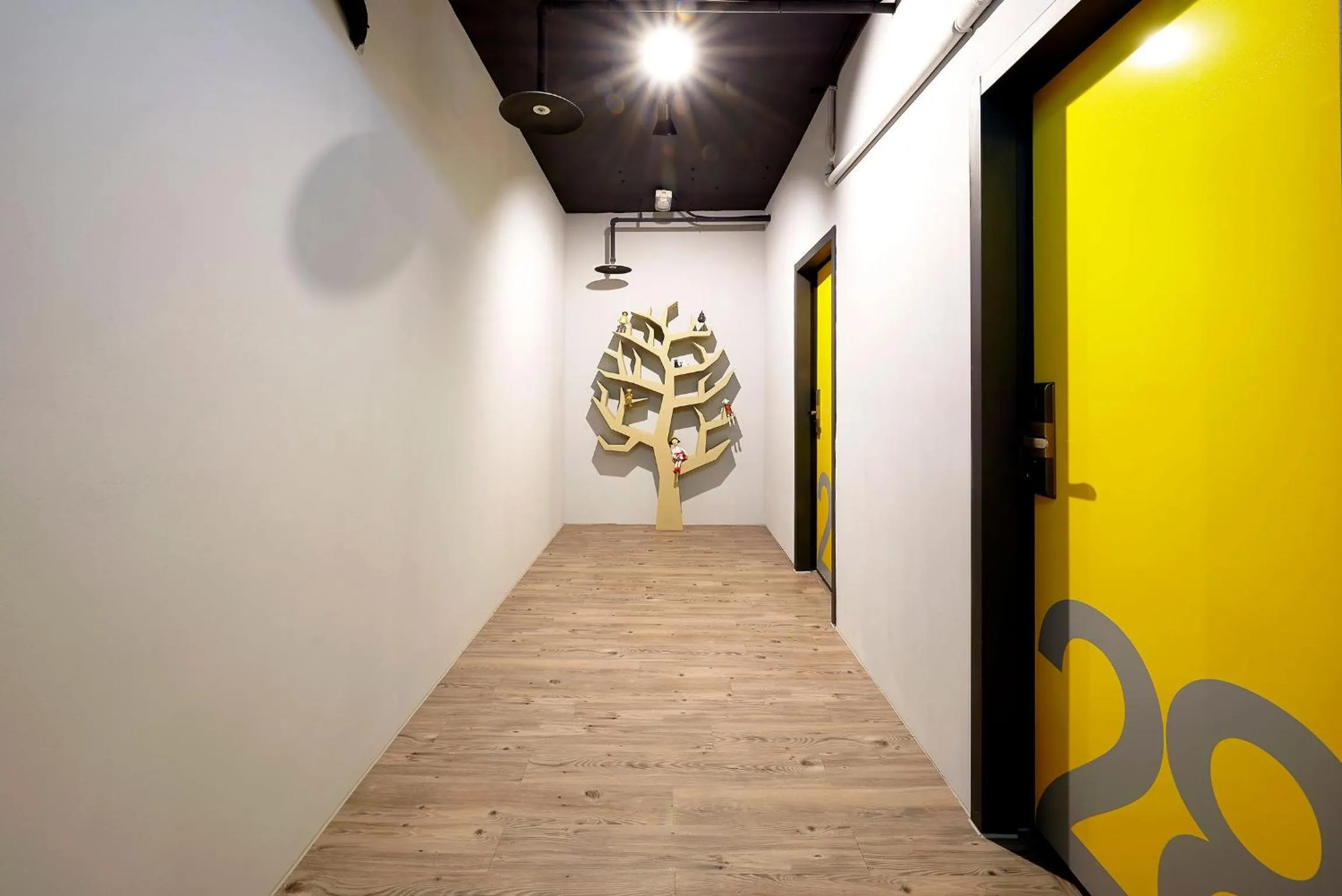 Decorative detail in Ease Single Inn