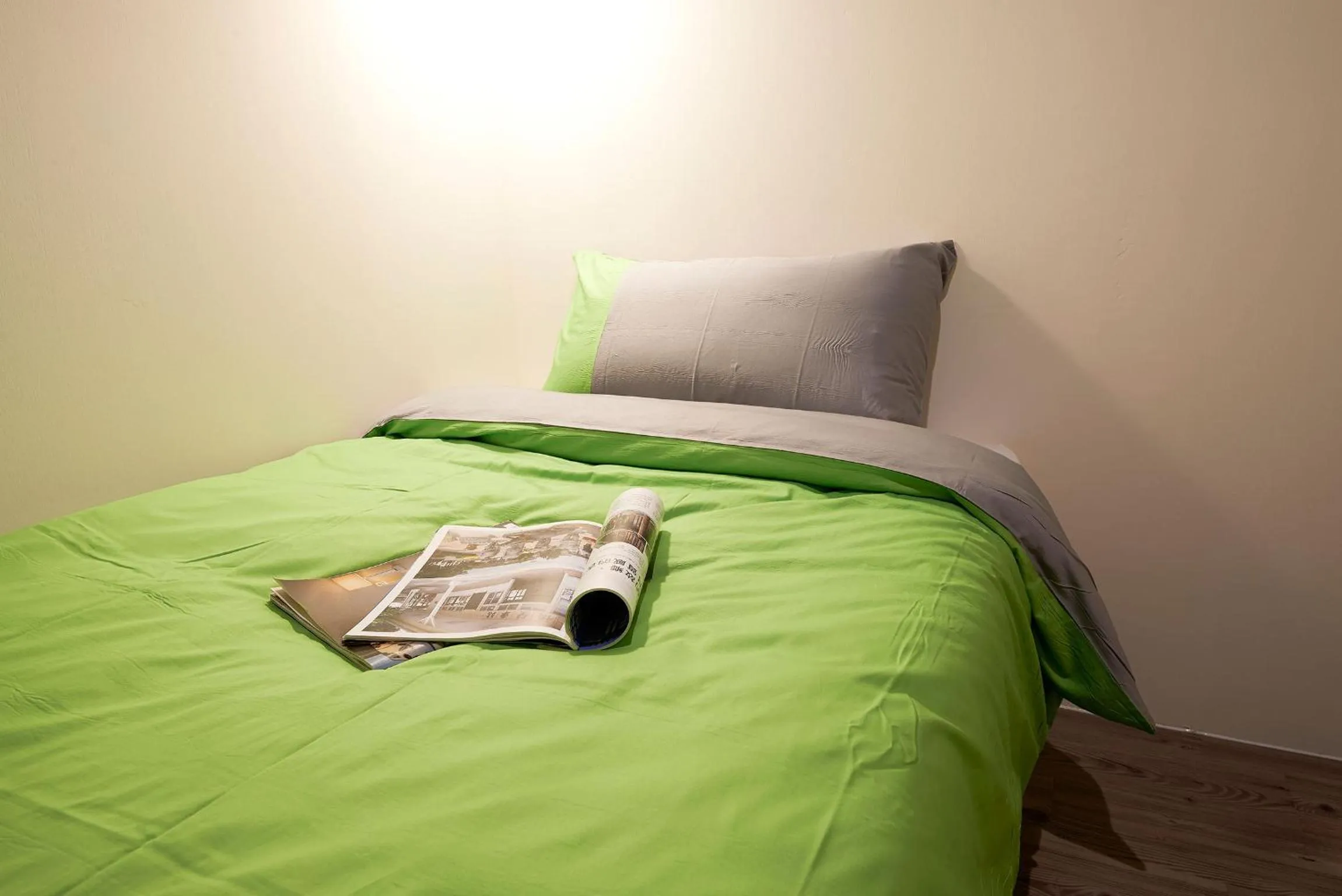 Bed in Ease Single Inn