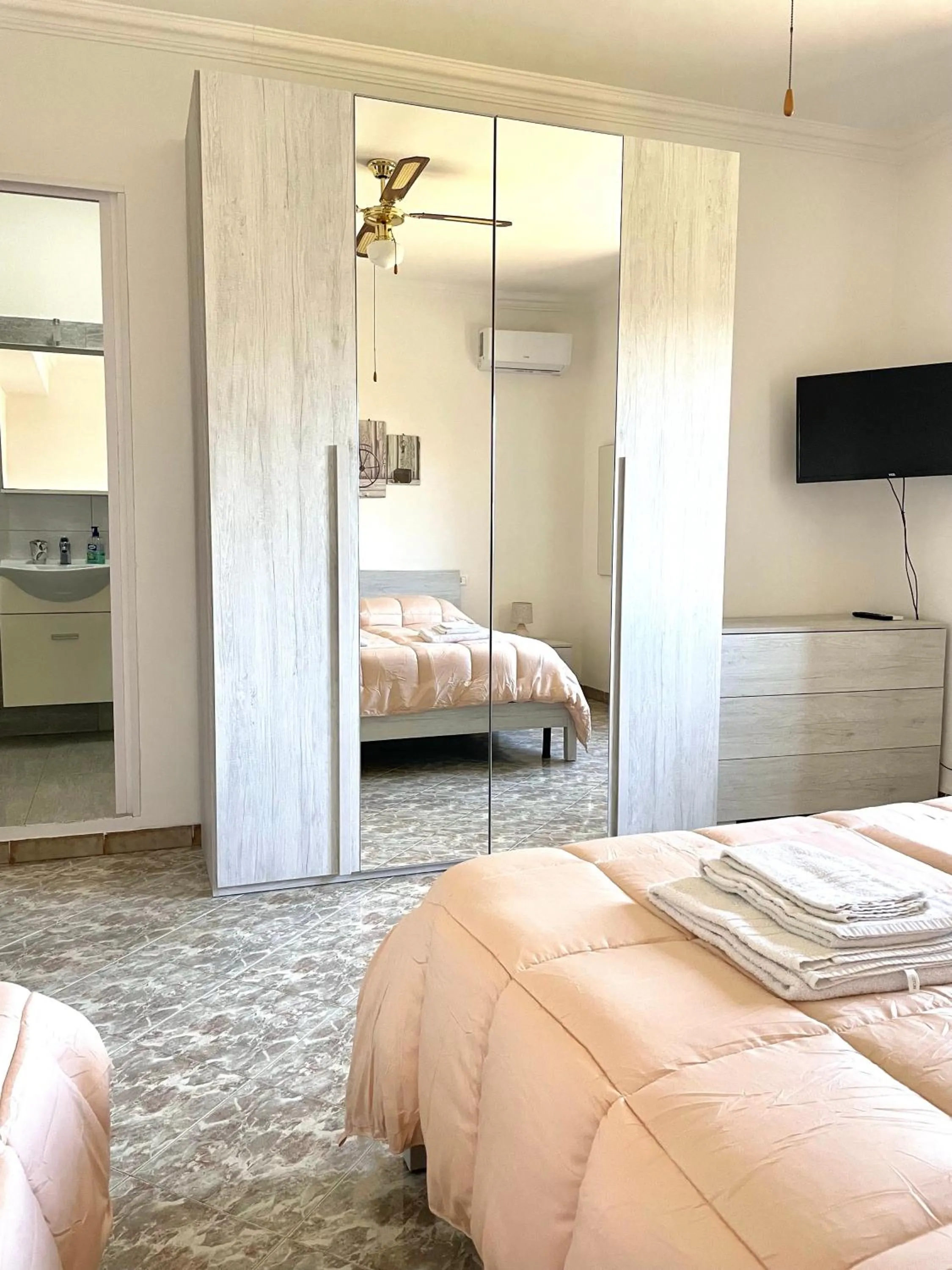 Bedroom, Bed in B&B Casa degli Ulivi