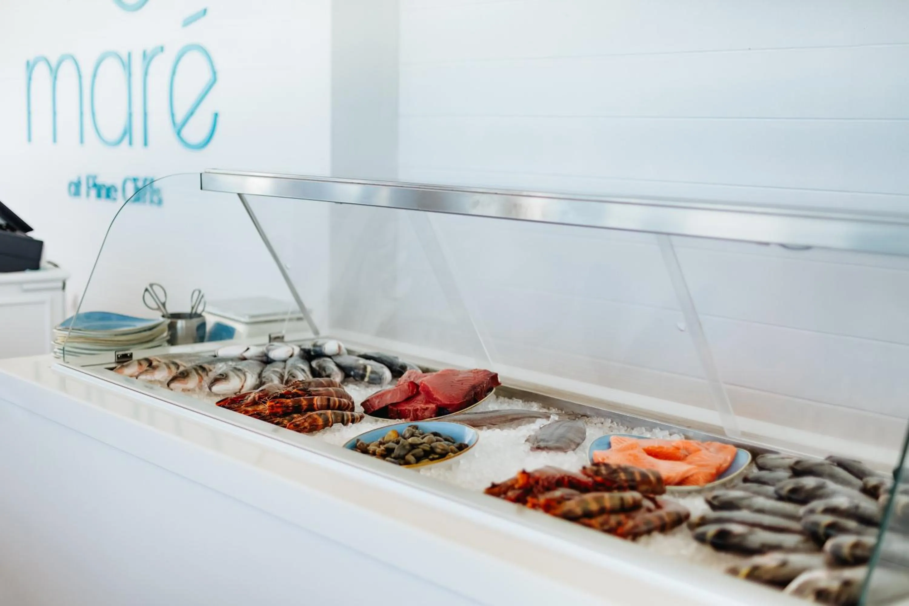 Restaurant/places to eat in Pine Cliffs Ocean Suites, a Luxury Collection Resort & Spa, Algarve