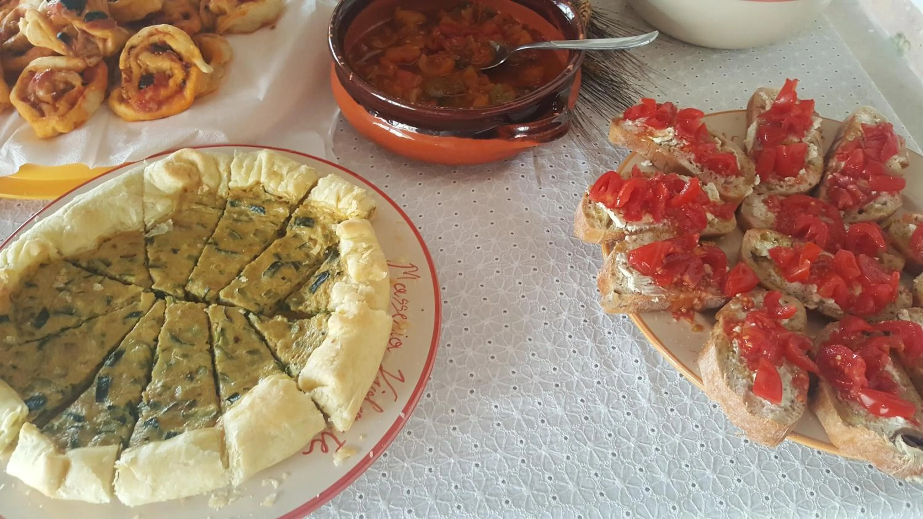 Food and drinks in Masseria Violante Boutique Hotel