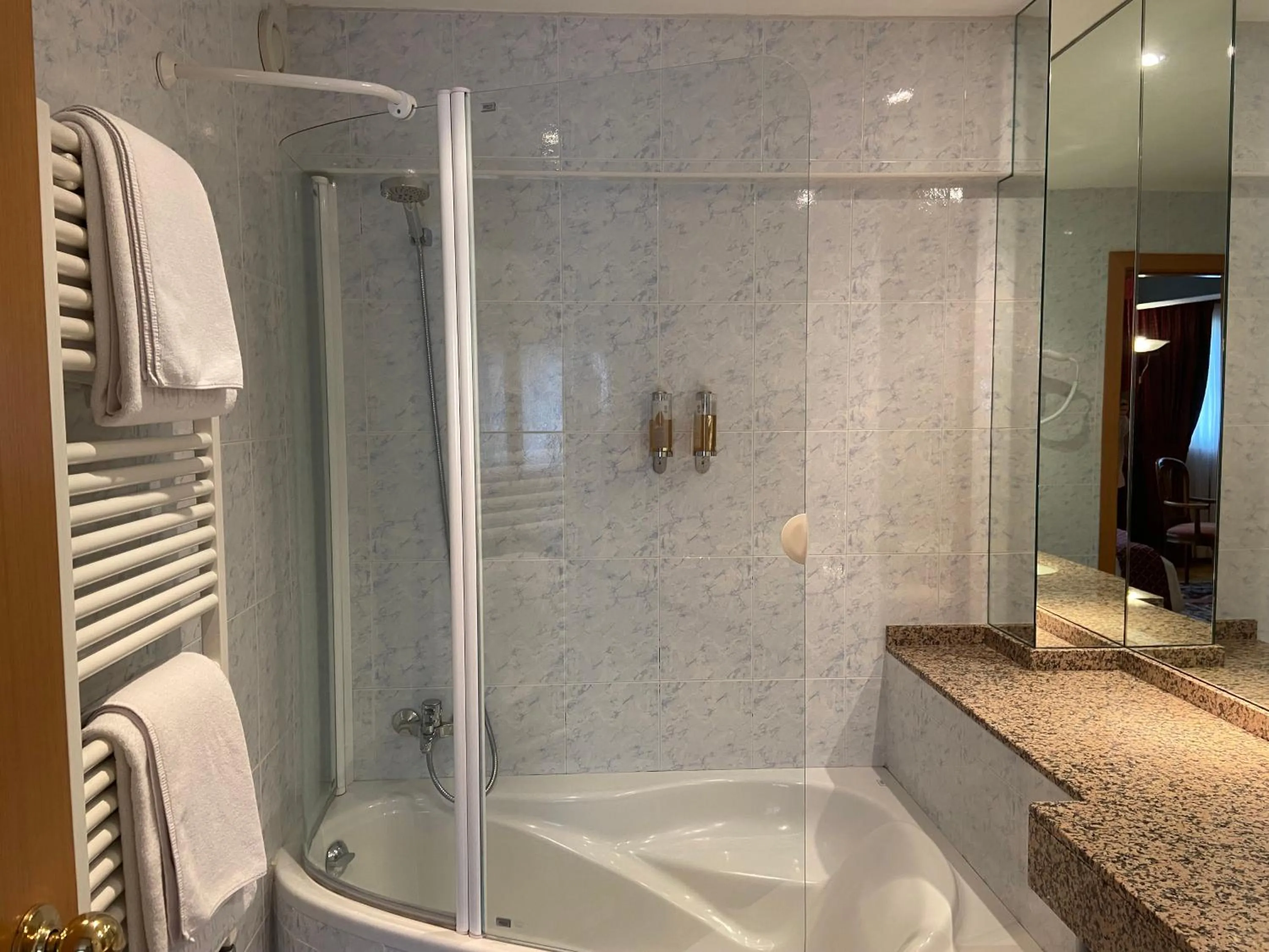 Bathroom in Hotel & SPA Llop Gris