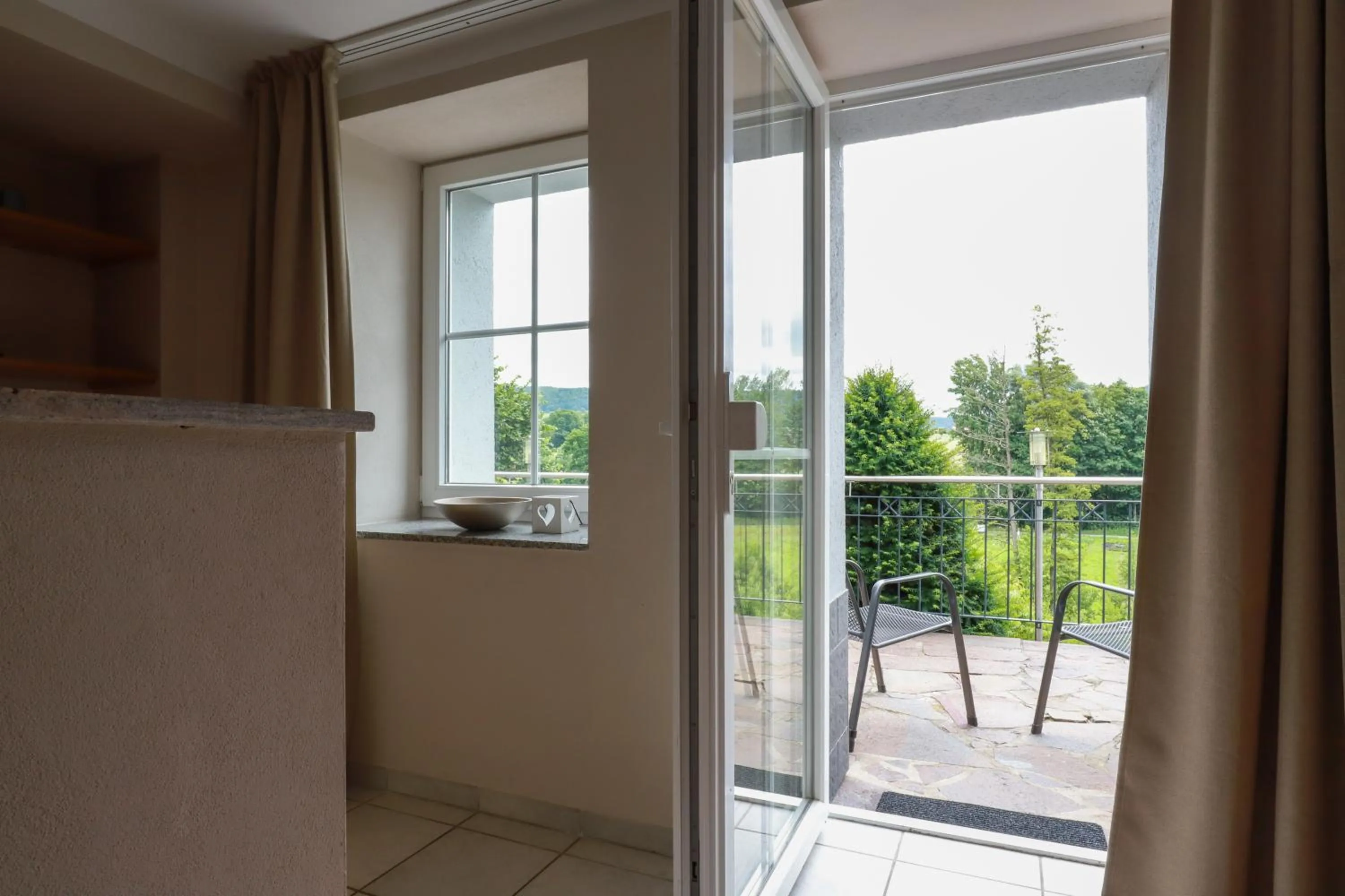 Balcony/Terrace in Hofgut Langenborn Wohnen auf Zeit möblierte Apartments Aschaffenburg Alzenau Frankfurt