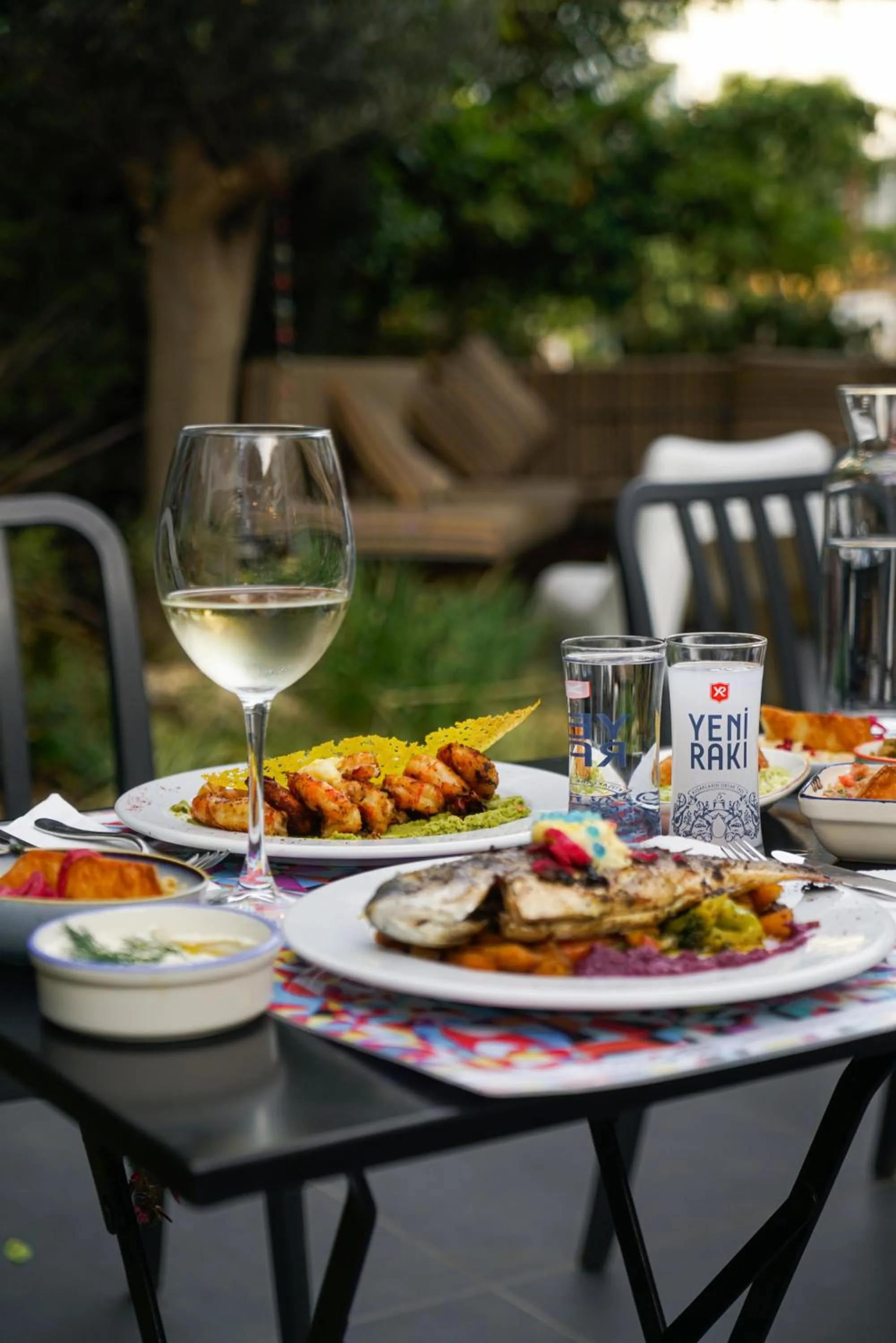 Restaurant/places to eat in Serguzest Otel