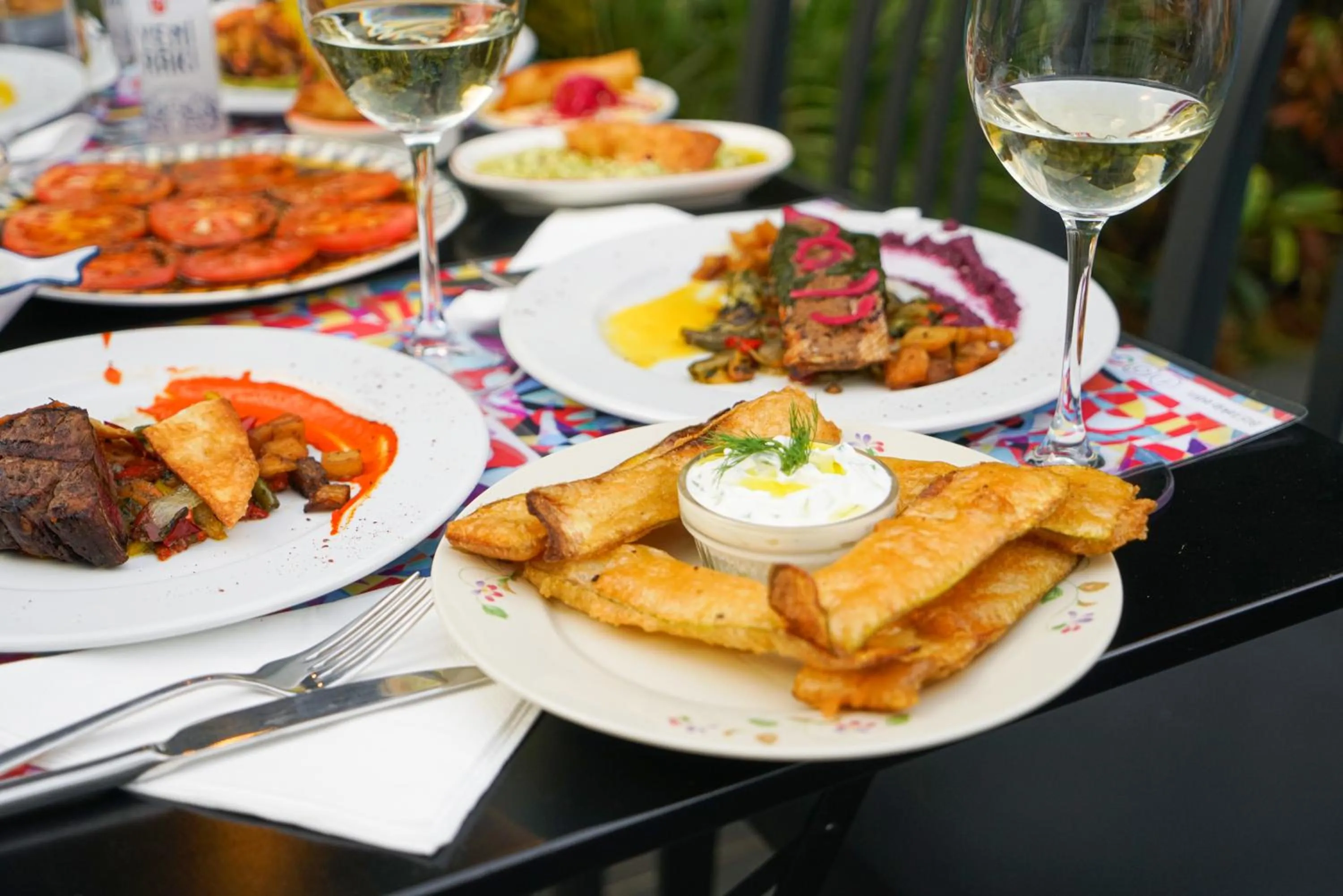 Restaurant/places to eat in Serguzest Otel